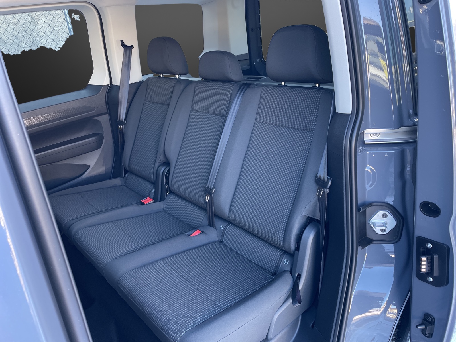 VW Caddy 2.0 TDI 4Motion-image-8