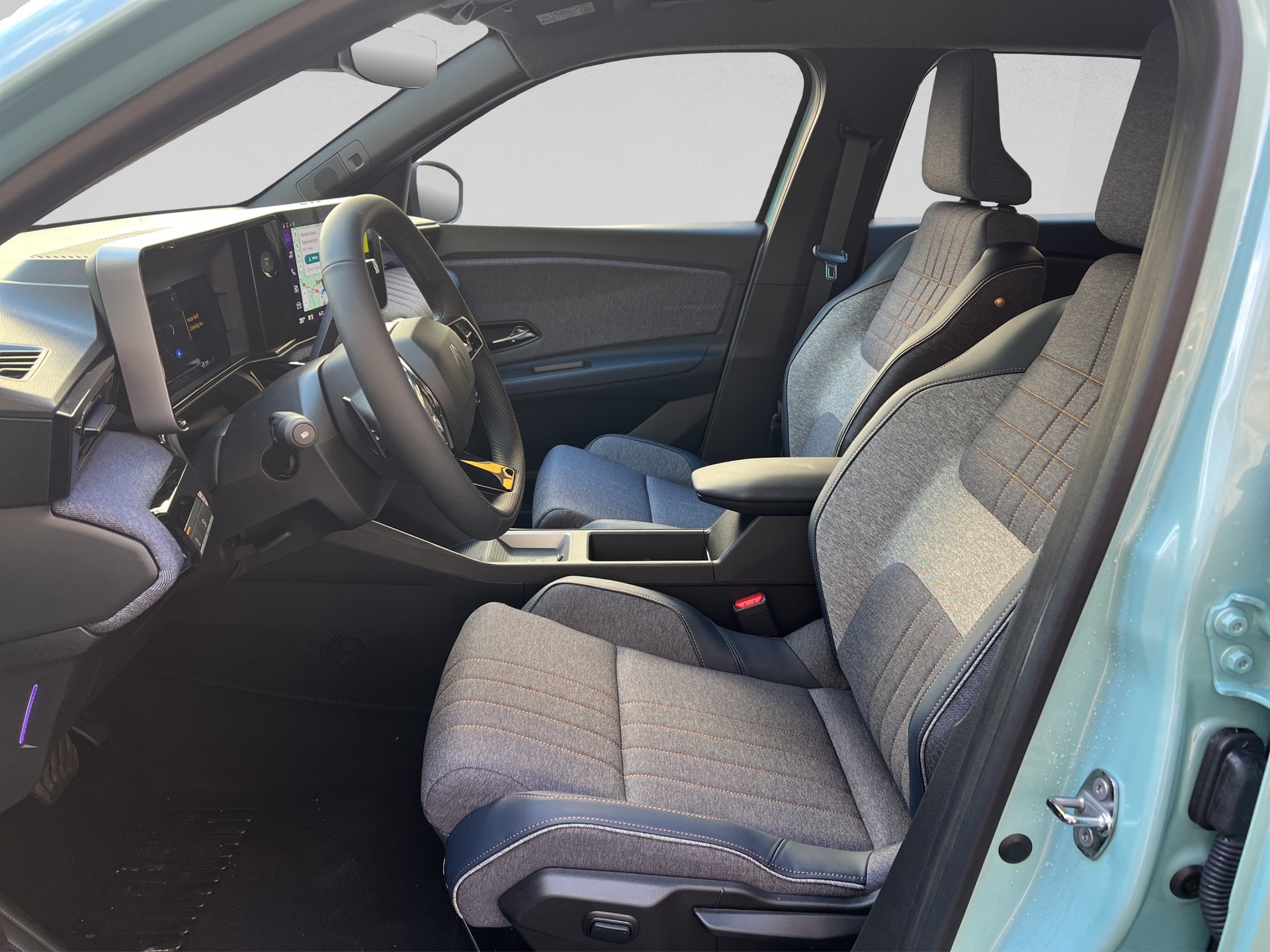 RENAULT R4 E-Tech Comfort Range 52 kWh Techno-image-5