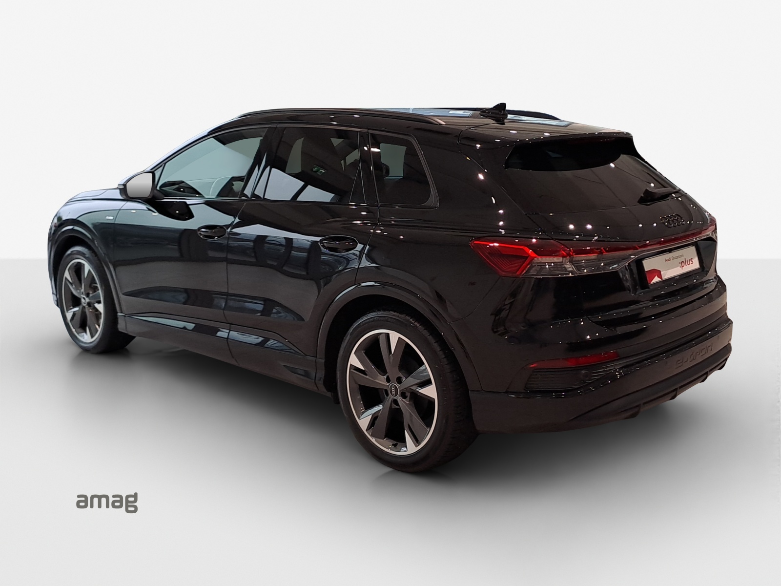 AUDI Q4 e-tron 40-image-3