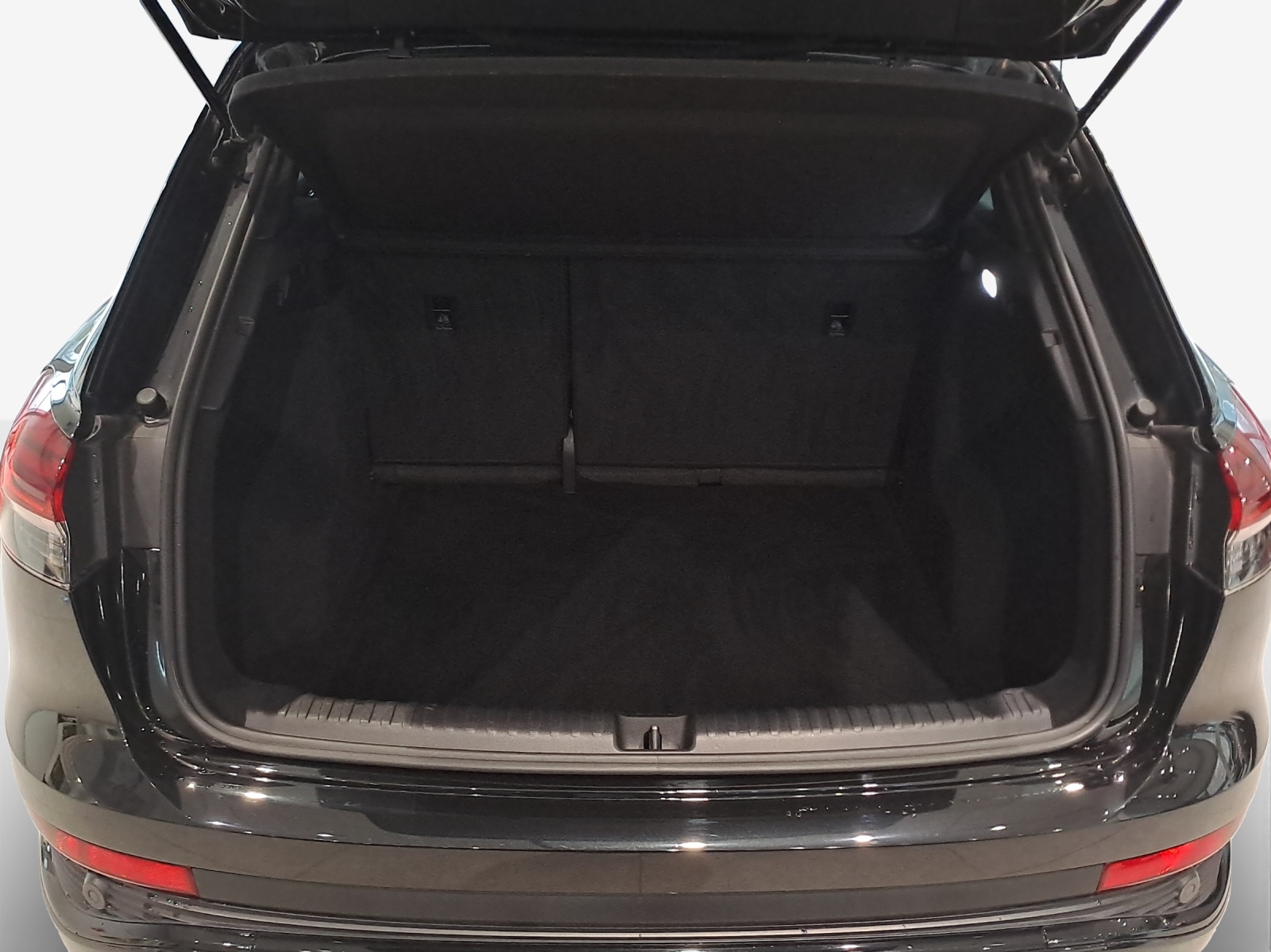 AUDI Q4 e-tron 40-image-13