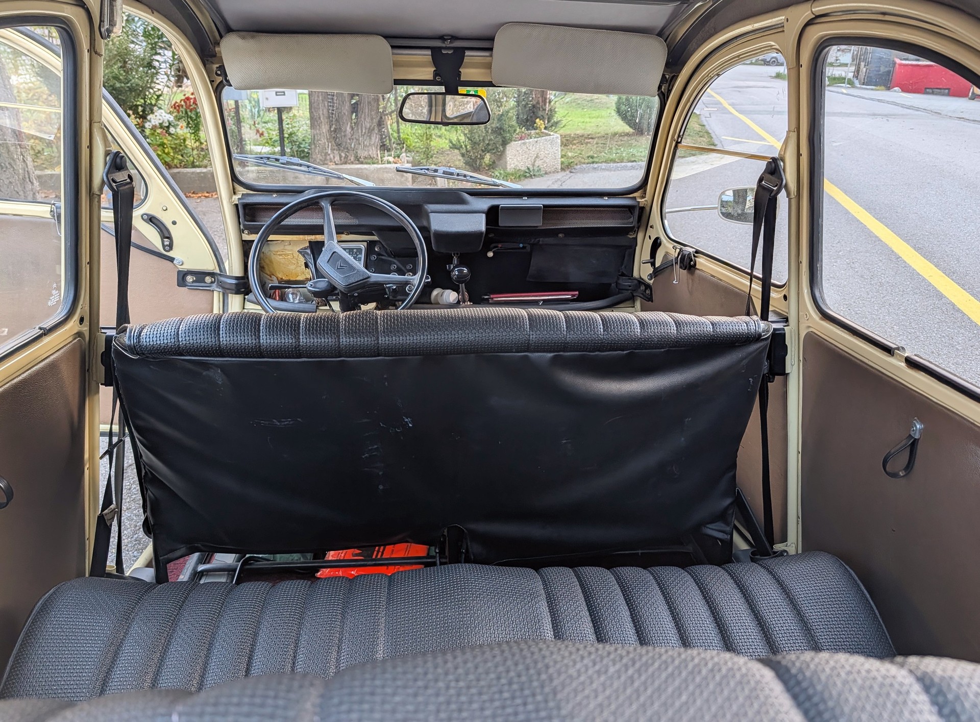 CITROEN 2CV6 Spécial (Club)-image-5