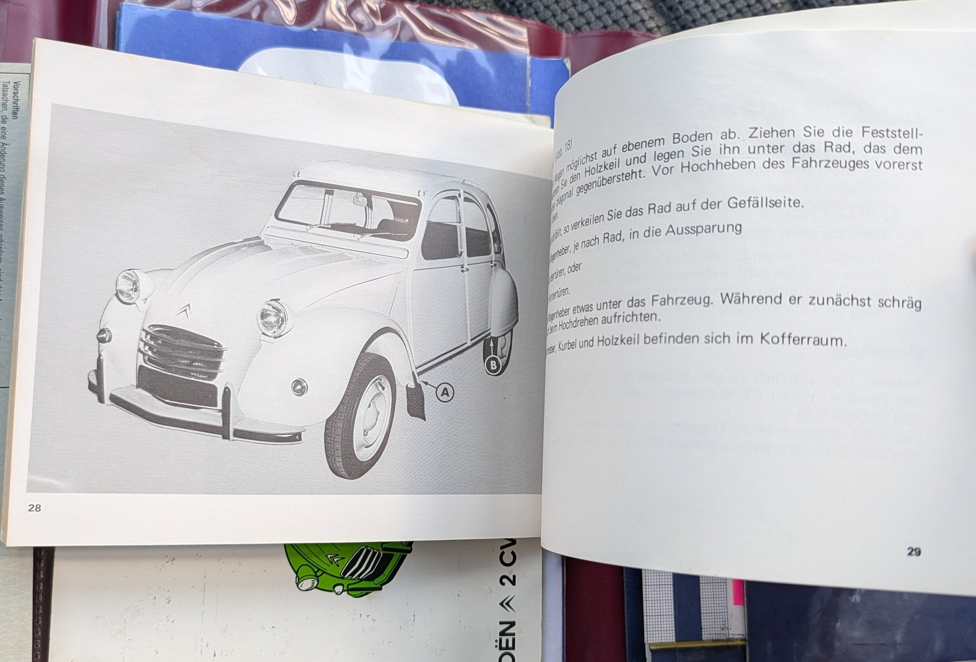 CITROEN 2CV6 Spécial (Club)-image-10