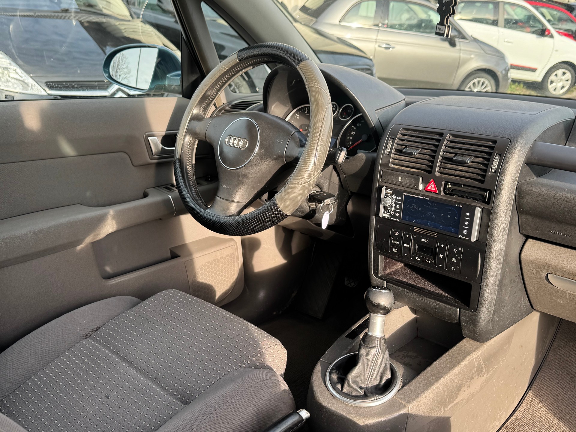 AUDI A2 1.4-image-6