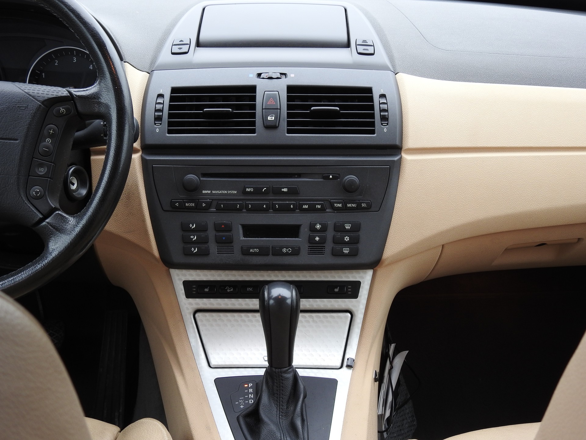 BMW X3 3.0d-image-9