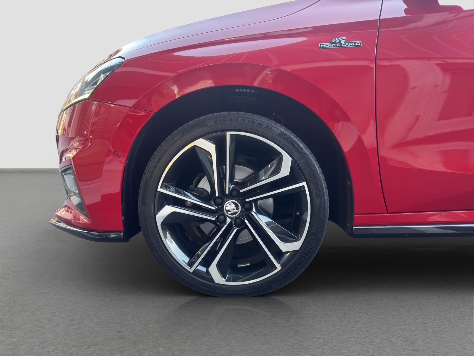SKODA Fabia 1.0 TSI Monte Carlo DSG-image-4