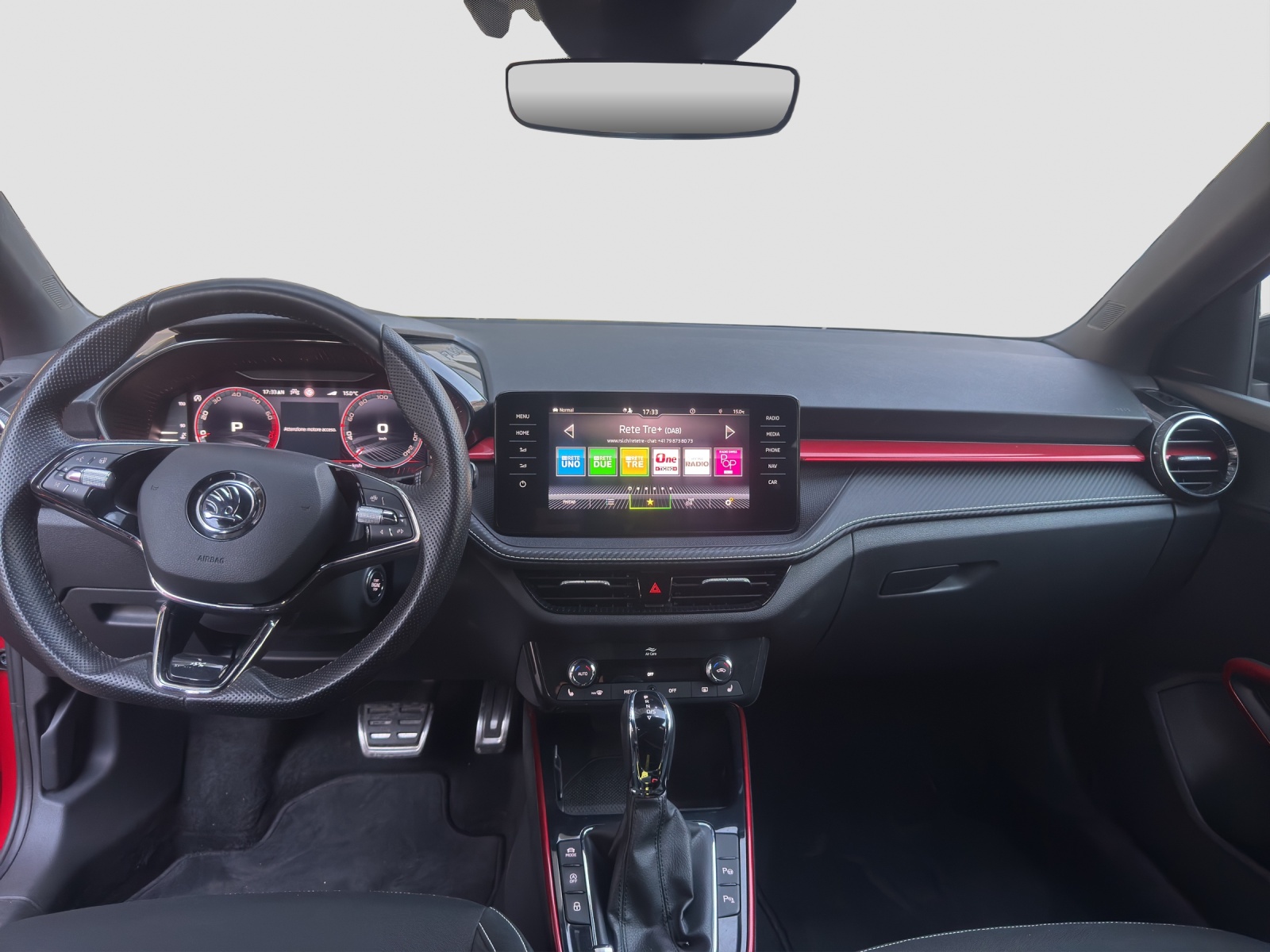 SKODA Fabia 1.0 TSI Monte Carlo DSG-image-8