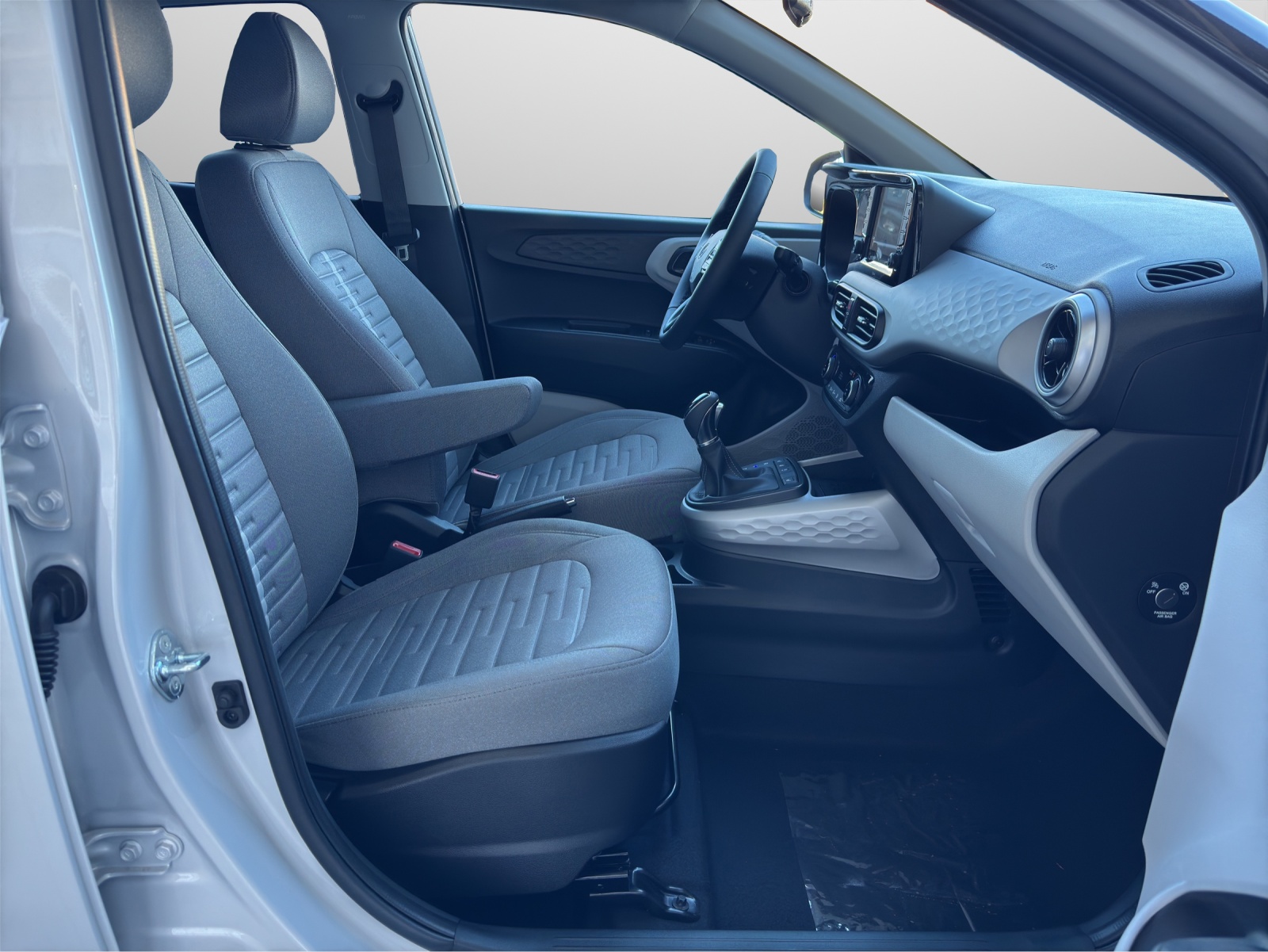 HYUNDAI i10 1.2 Vertex-image-6