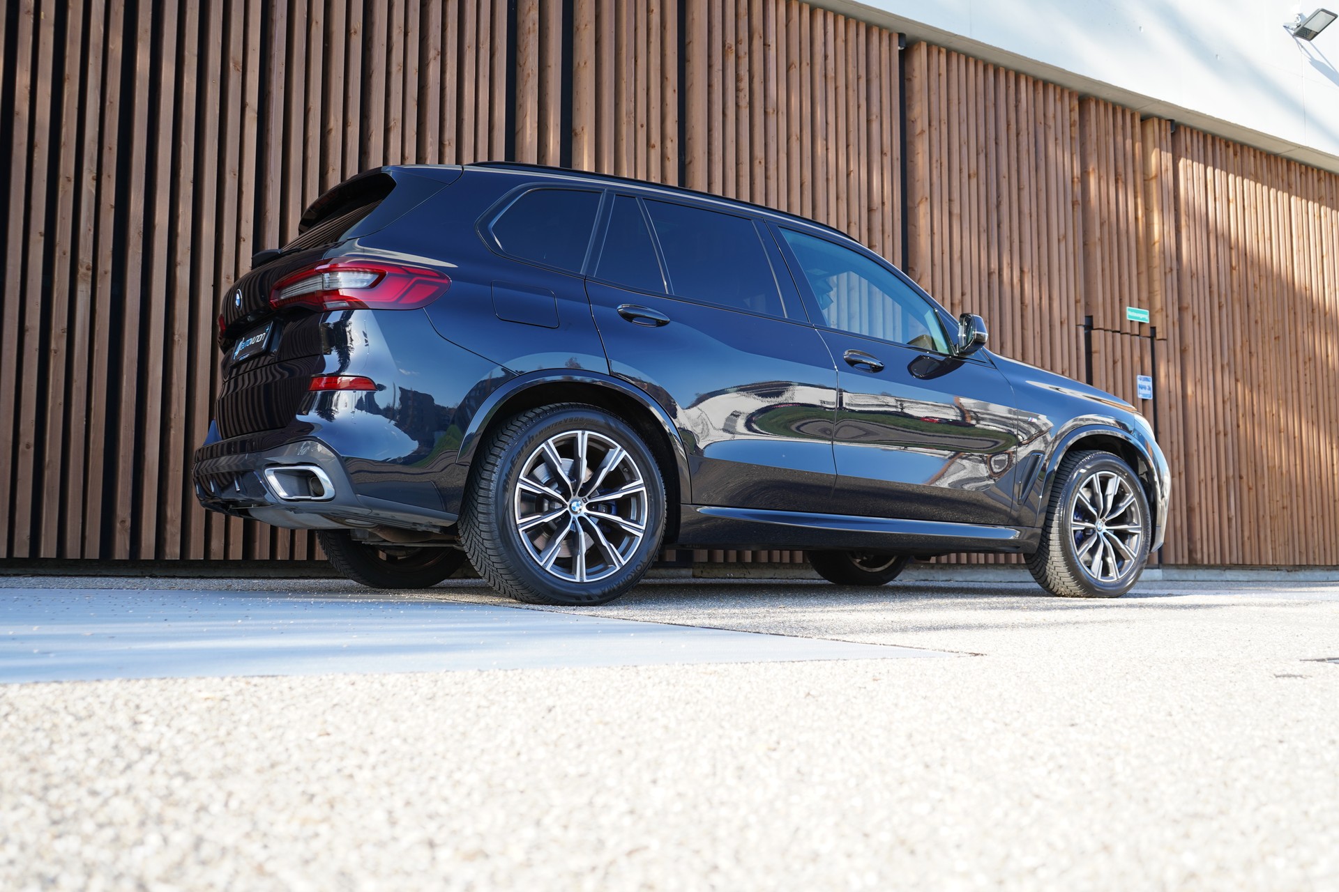 BMW X5 xDRIVE 30d STEPTRONIC M SPORT l 265 PS-image-10