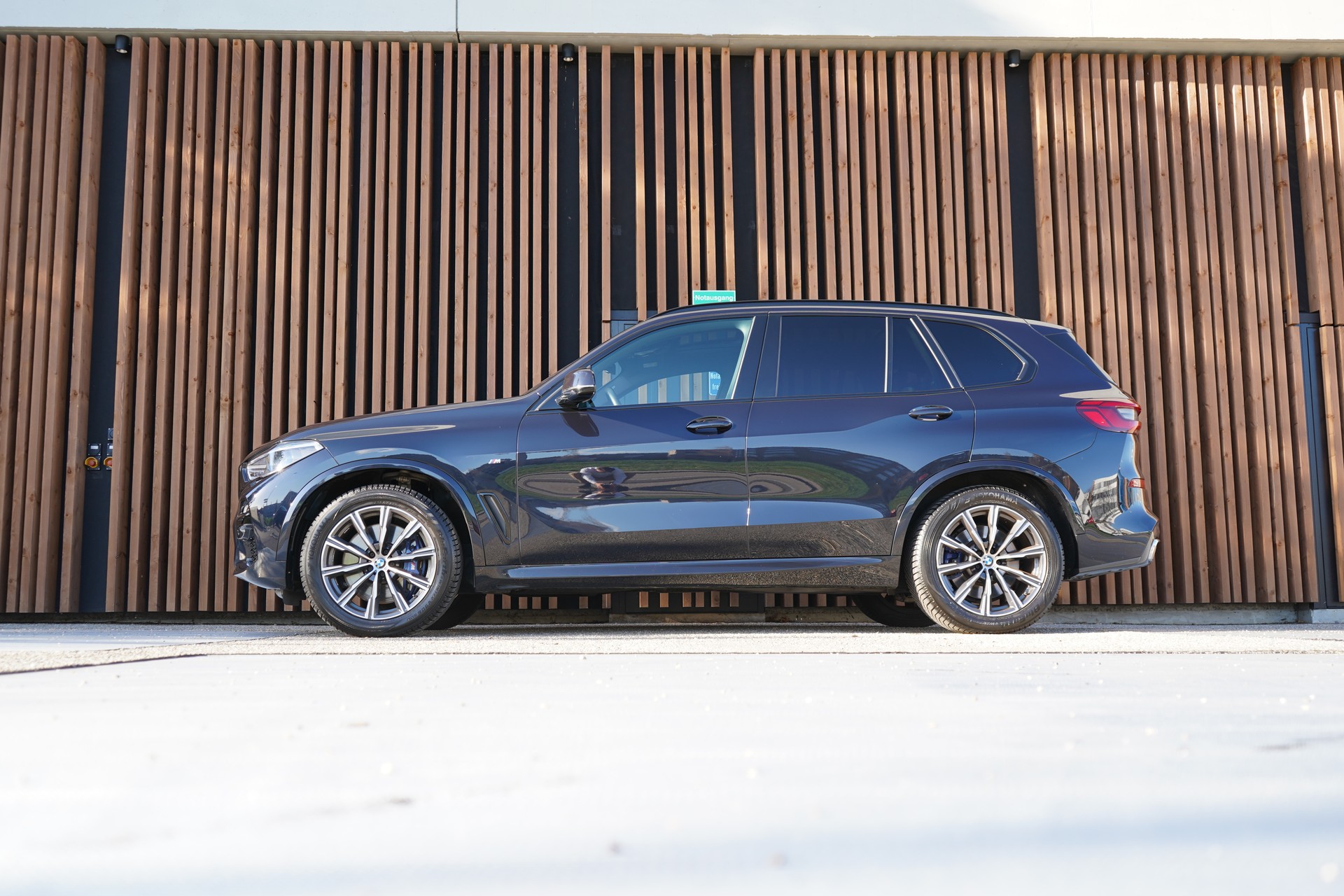 BMW X5 xDRIVE 30d STEPTRONIC M SPORT l 265 PS-image-1