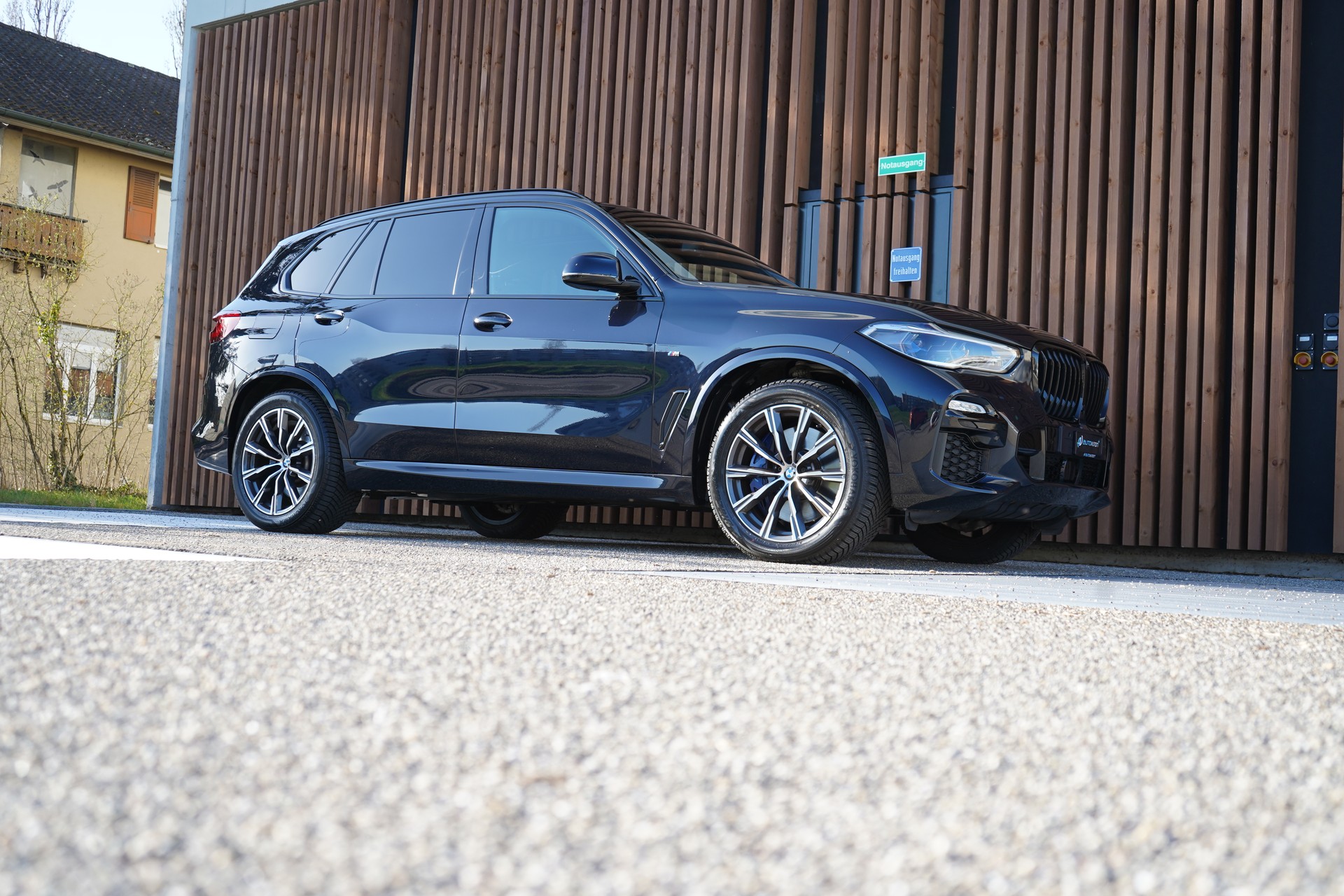 BMW X5 xDRIVE 30d STEPTRONIC M SPORT l 265 PS-image-11