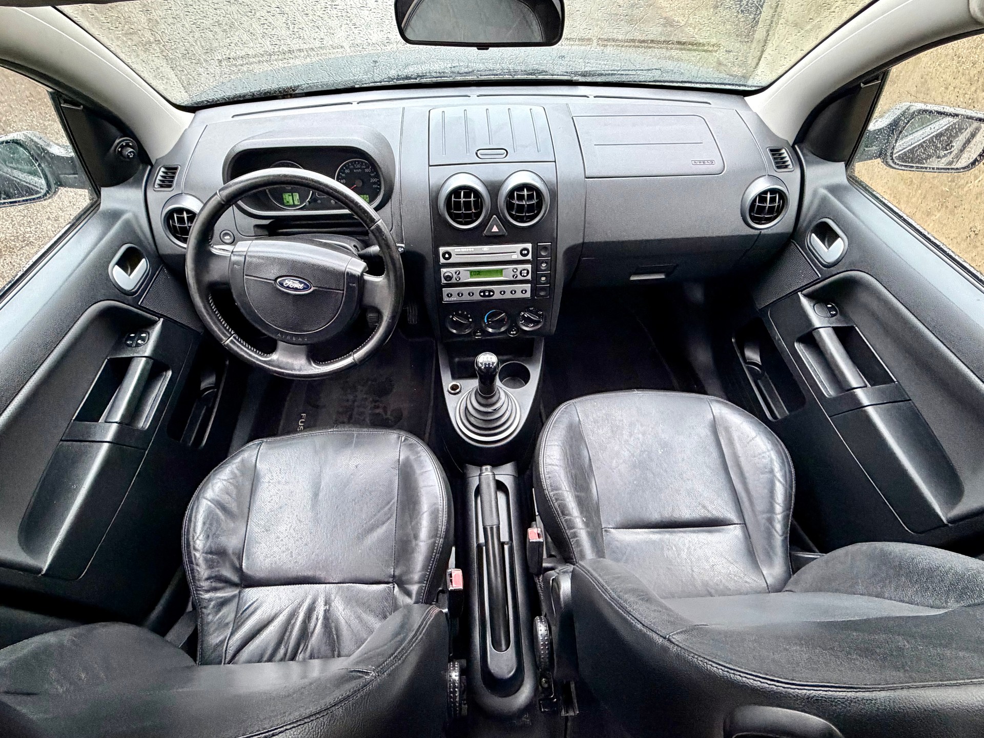 FORD Fusion 1.4 16V Ambiente-image-8