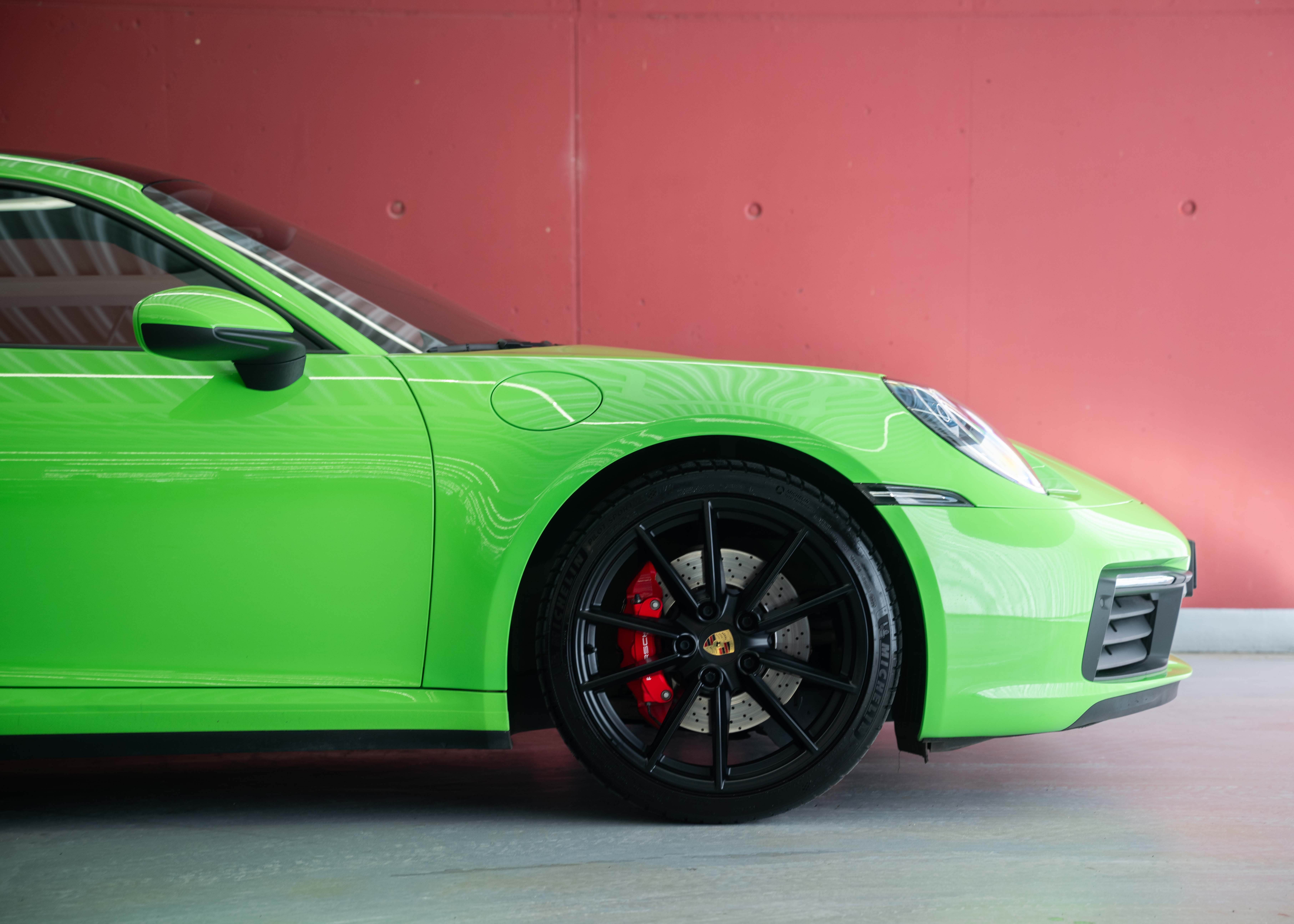 Image PORSCHE 911 911 Carrera S PDK (2nd hand, Lizard Green special paint, full Porsche history, perfect condition)