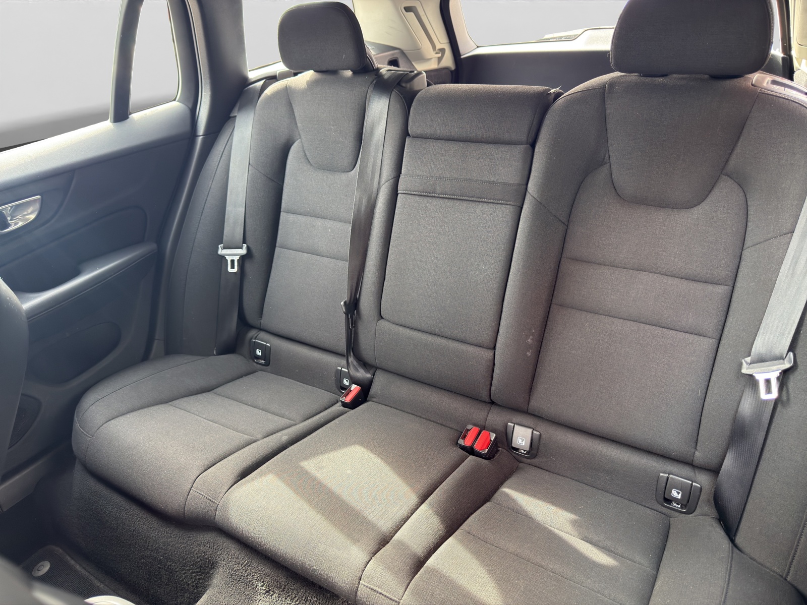 VOLVO V60 B3 Benzin Mild Hybrid Momentum Light Geartronic-image-9