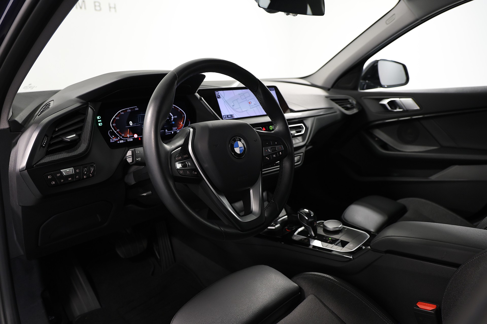 BMW 120d xDrive Steptronic Sport Line-image-7