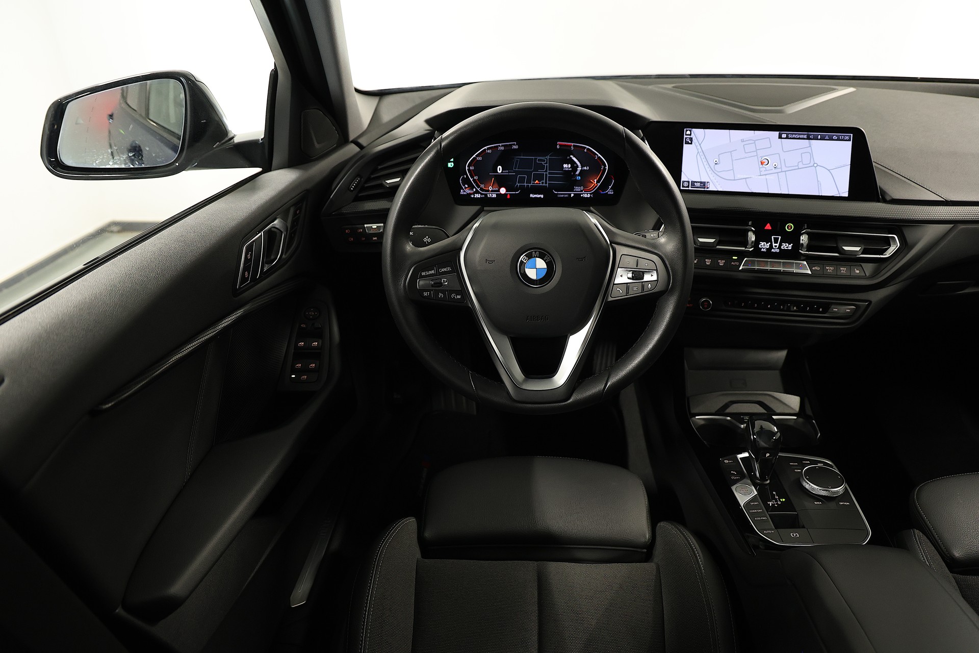 BMW 120d xDrive Steptronic Sport Line-image-8