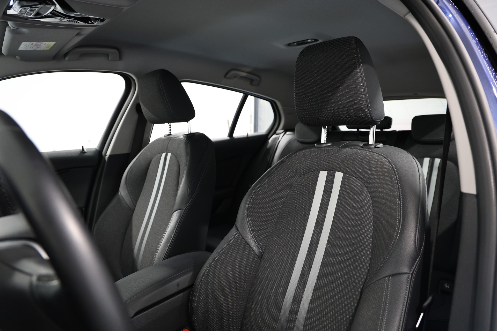 BMW 120d xDrive Steptronic Sport Line-image-6
