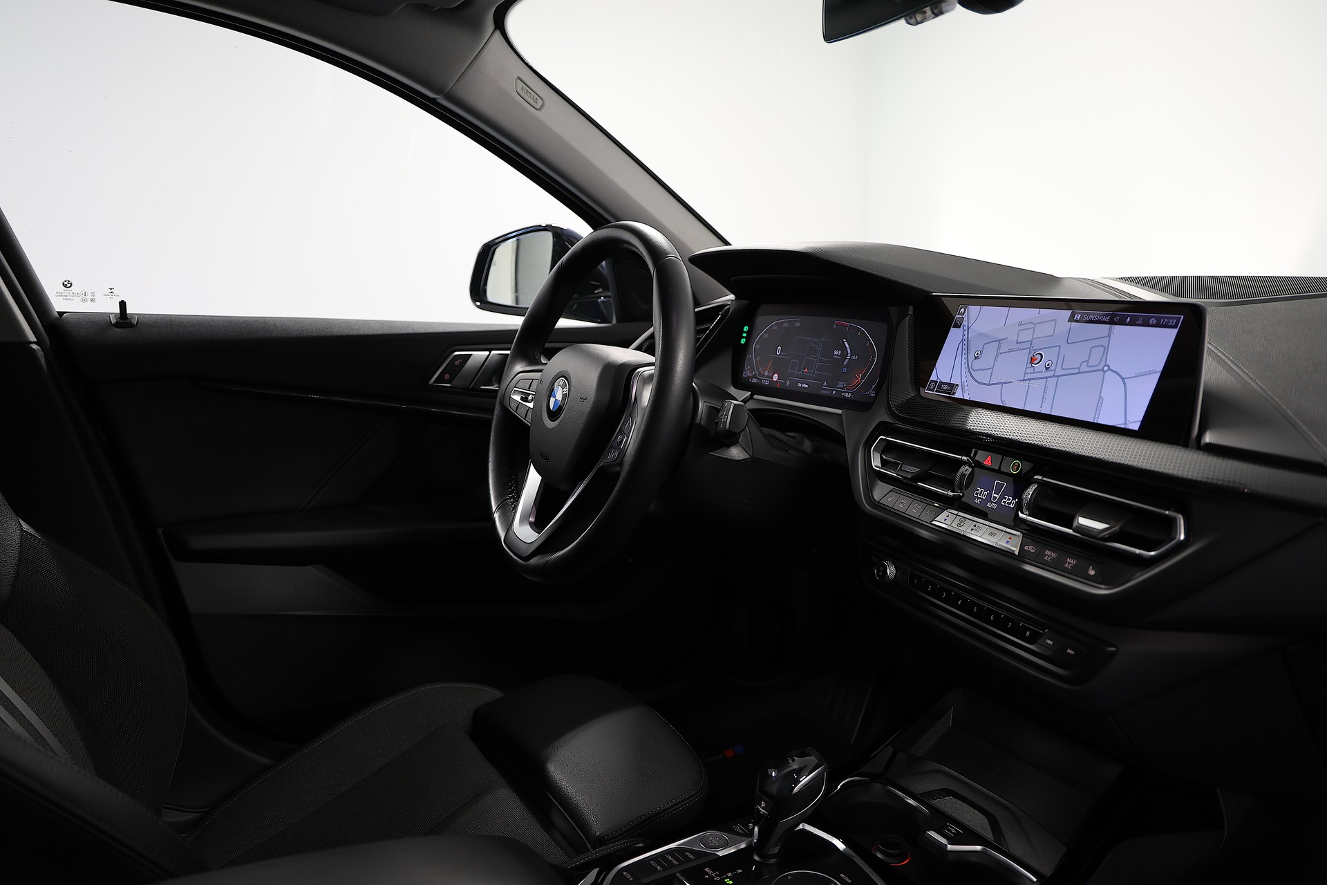 BMW 120d xDrive Steptronic Sport Line-image-12