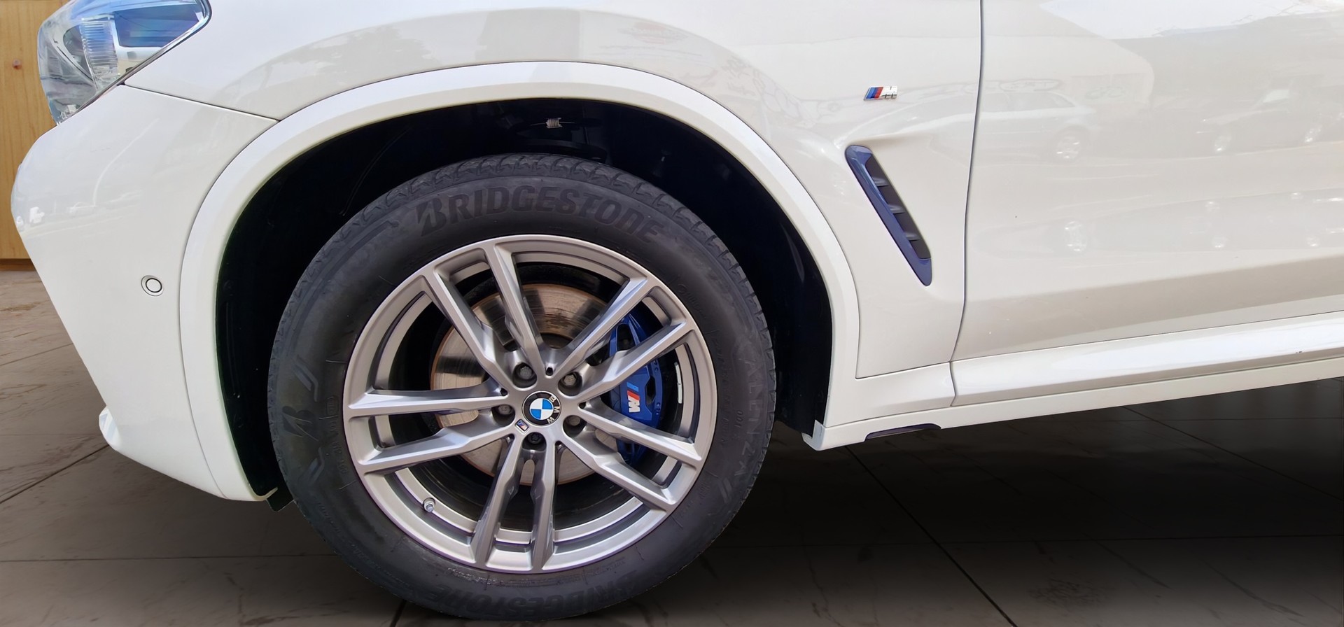 BMW X3 xDrive 30d Individual Luxury Line Steptronic-image-9