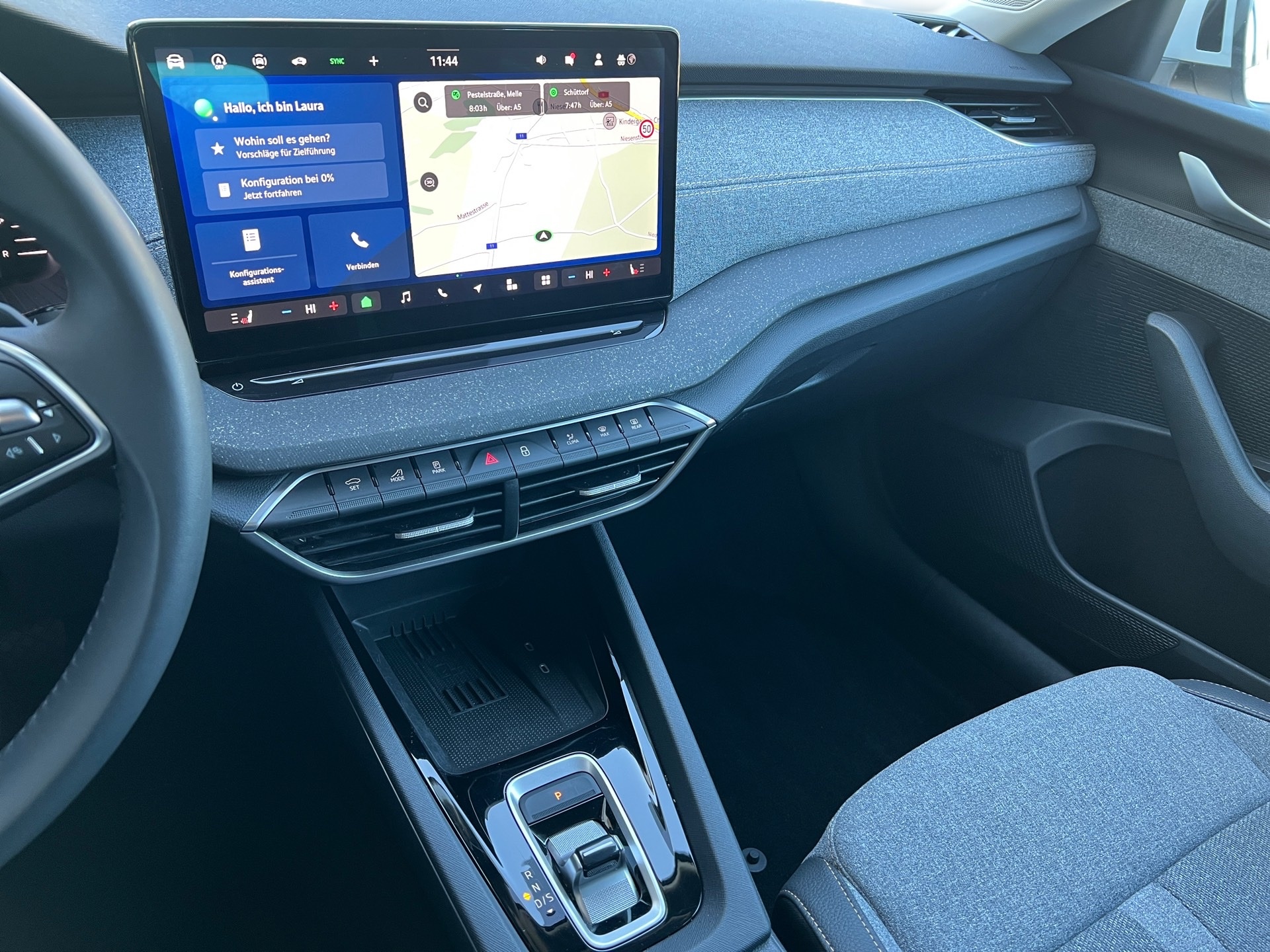 SKODA Octavia Combi 2.0 TSI DSG Selection 4x4-image-7