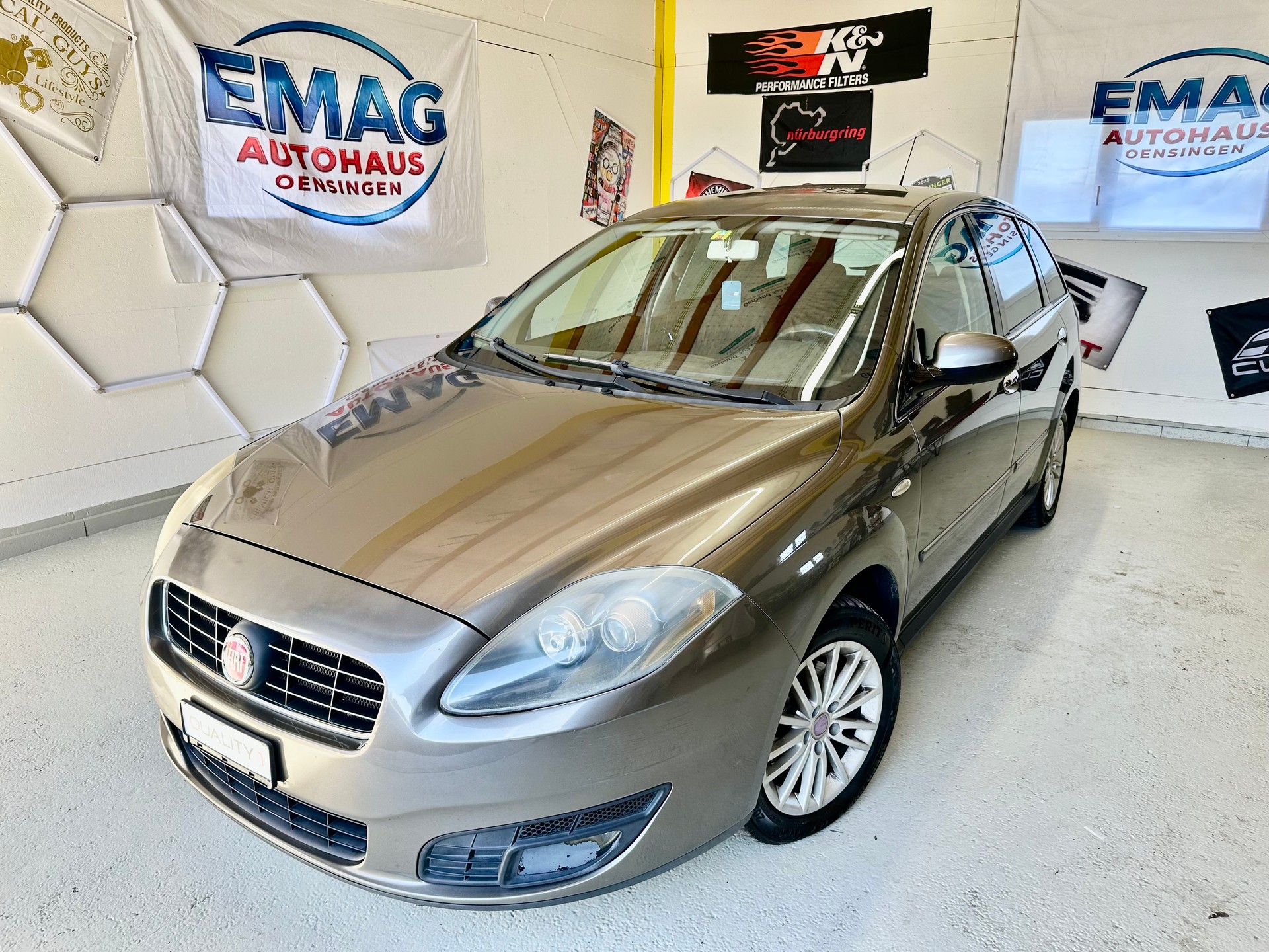 FIAT Croma 2.2 Dynamic Automatic