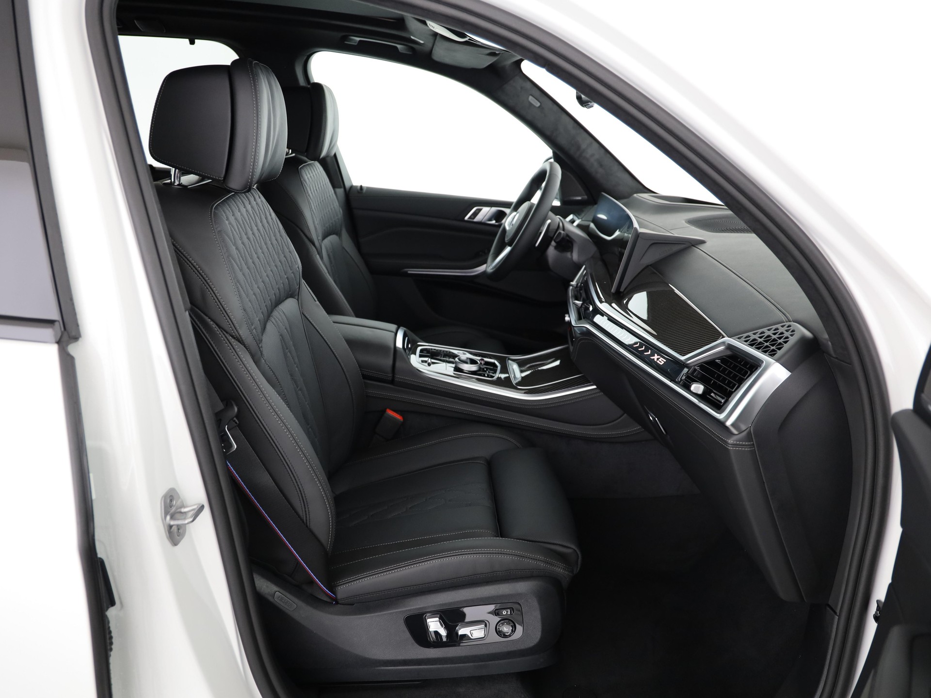 BMW X5 50e xDrive SAG-image-15