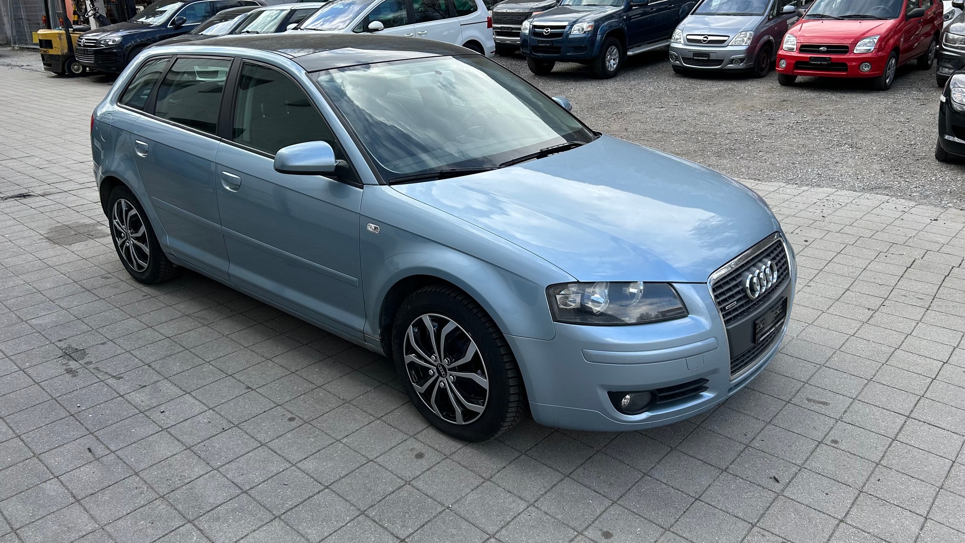AUDI A3 Sportback 2.0 Turbo FSI Ambition quattro-image-4