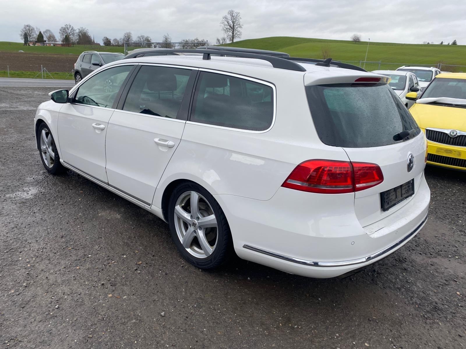 VW Passat Variant 2.0 TDI BMT Highline 4M-image-7