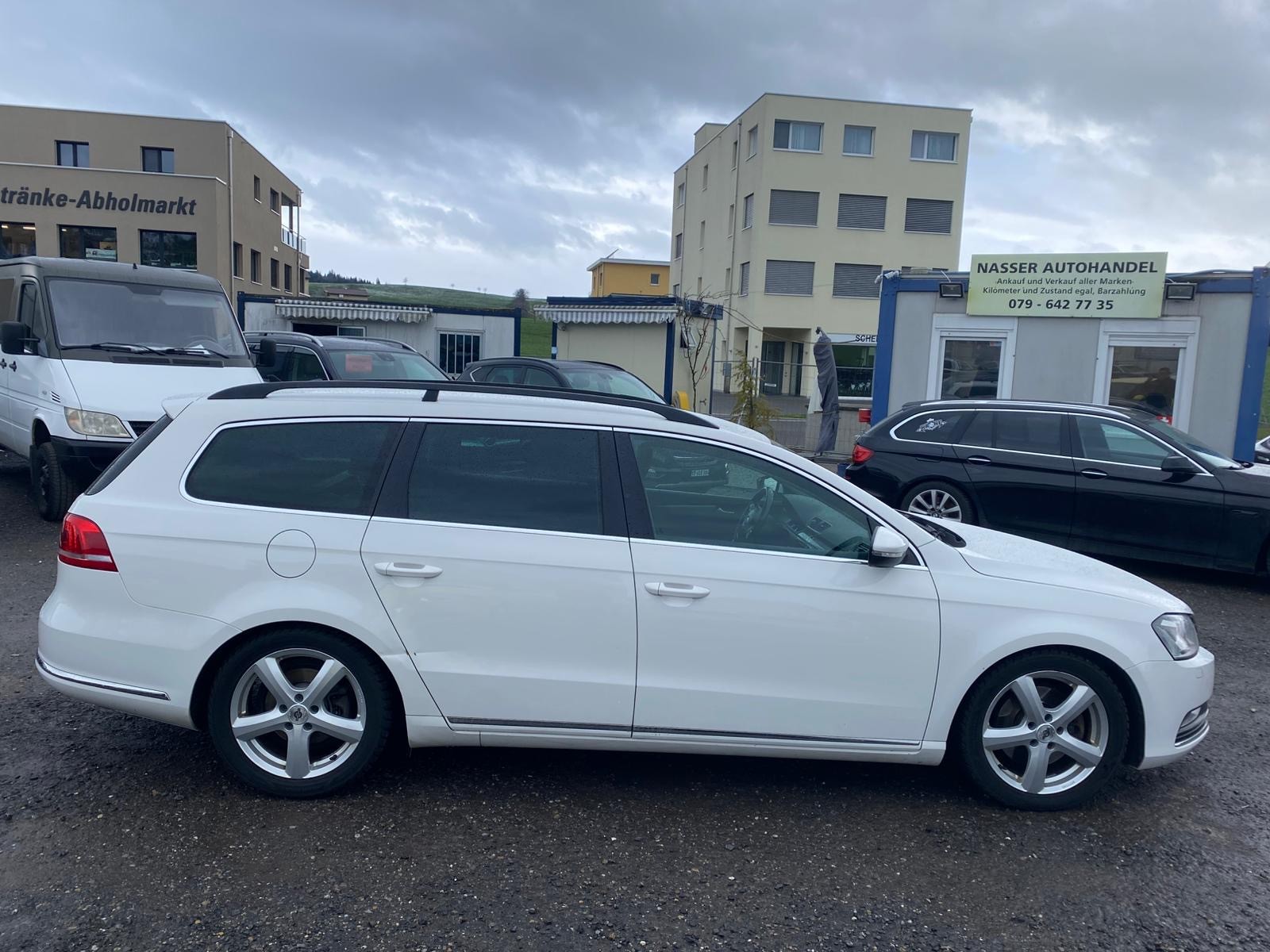 VW Passat Variant 2.0 TDI BMT Highline 4M-image-4