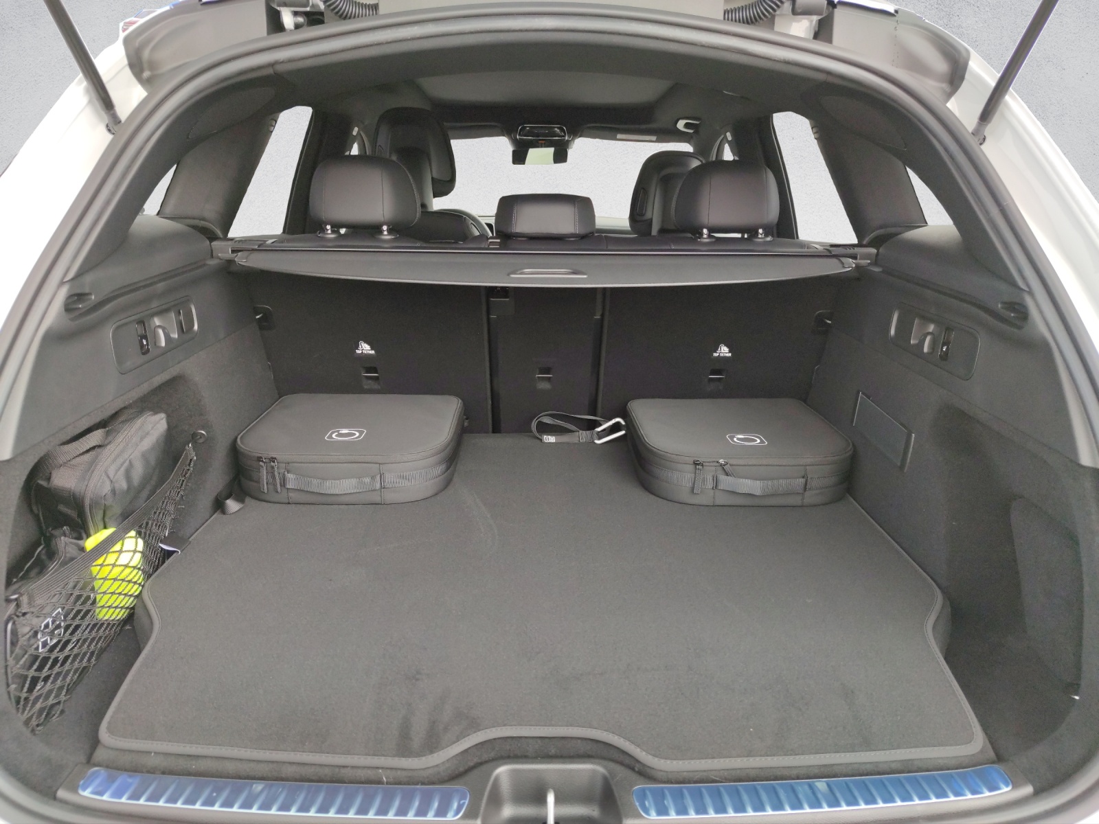 MERCEDES-BENZ GLC 300 de AMG Line 4Matic EQ Star-image-8