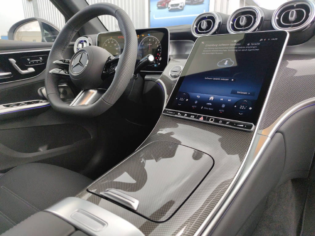 MERCEDES-BENZ GLC 300 de AMG Line 4Matic EQ Star-image-10