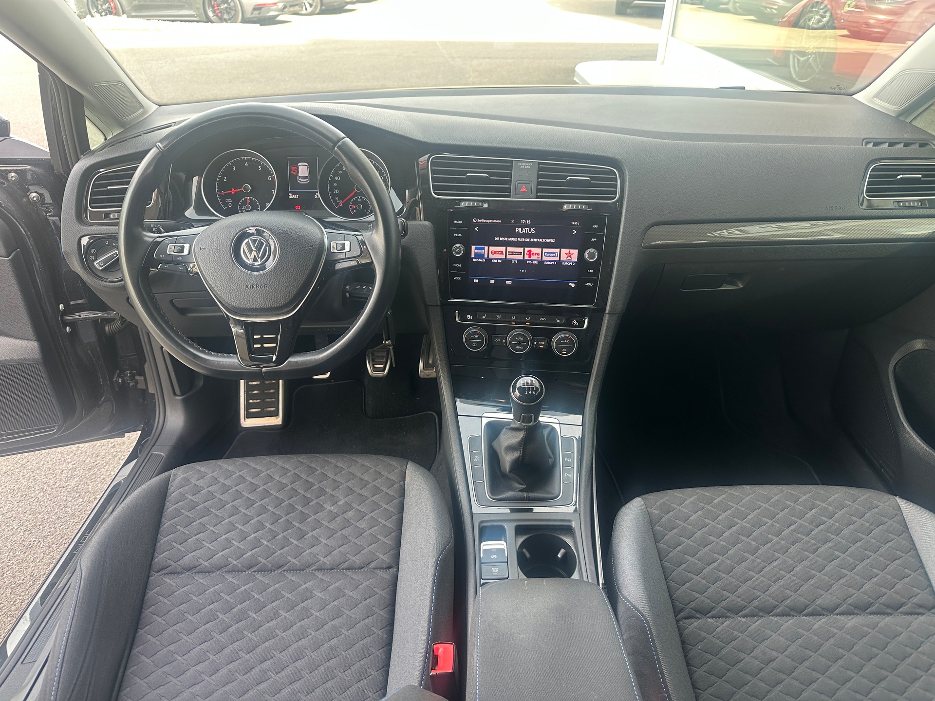 VW Golf 1.0 TSI Comfortline Join-image-8