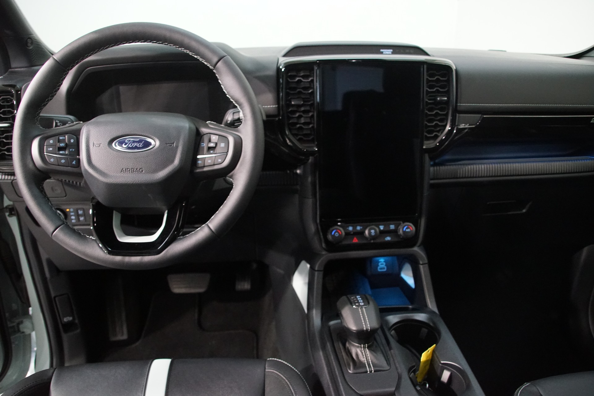 FORD Ranger Stormtrak 2.3 Eco Boost e-4WD Automat-image-16