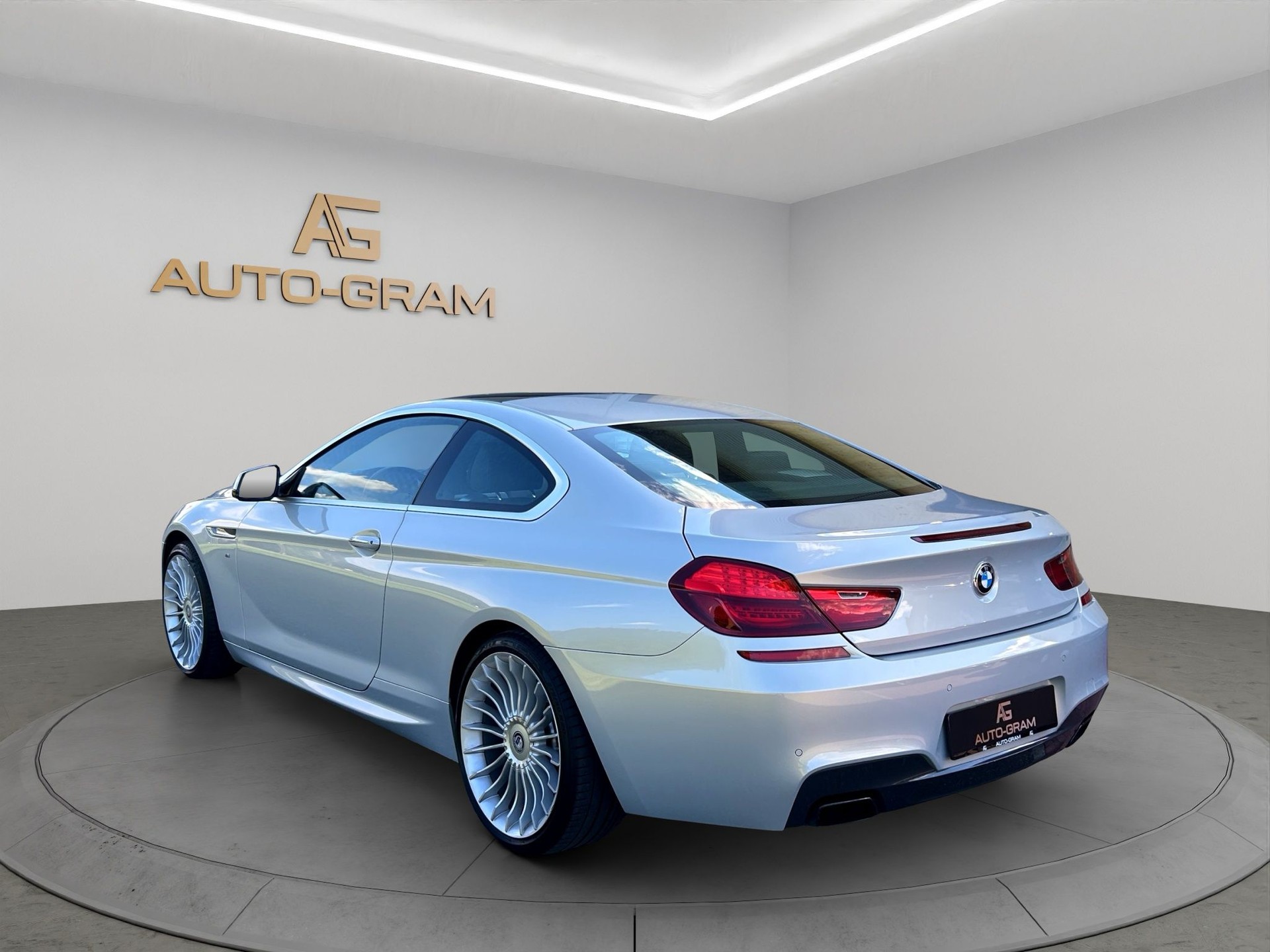 BMW 650i Coupé xDrive-showroom-element-2