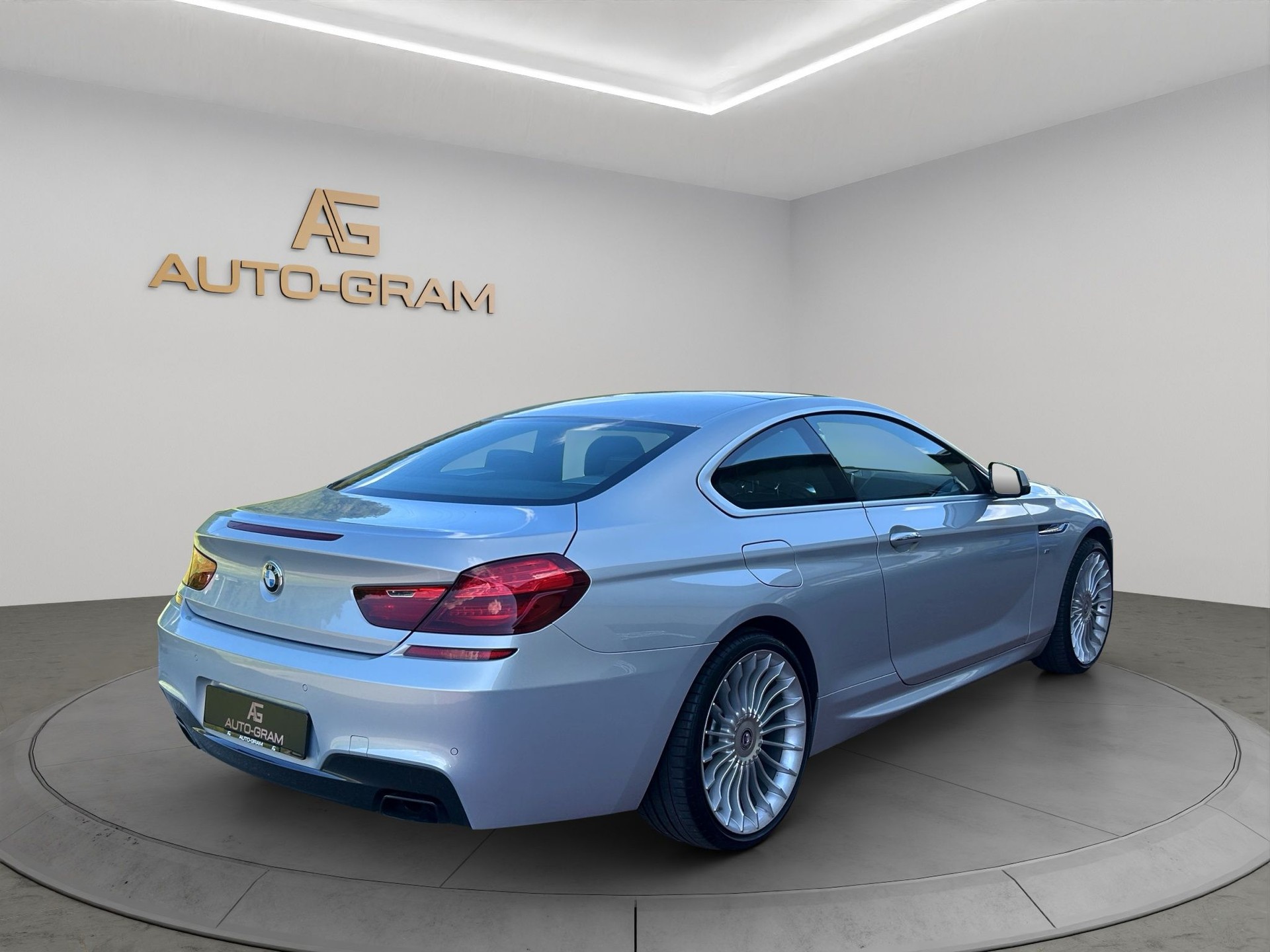BMW 650i Coupé xDrive-image-4