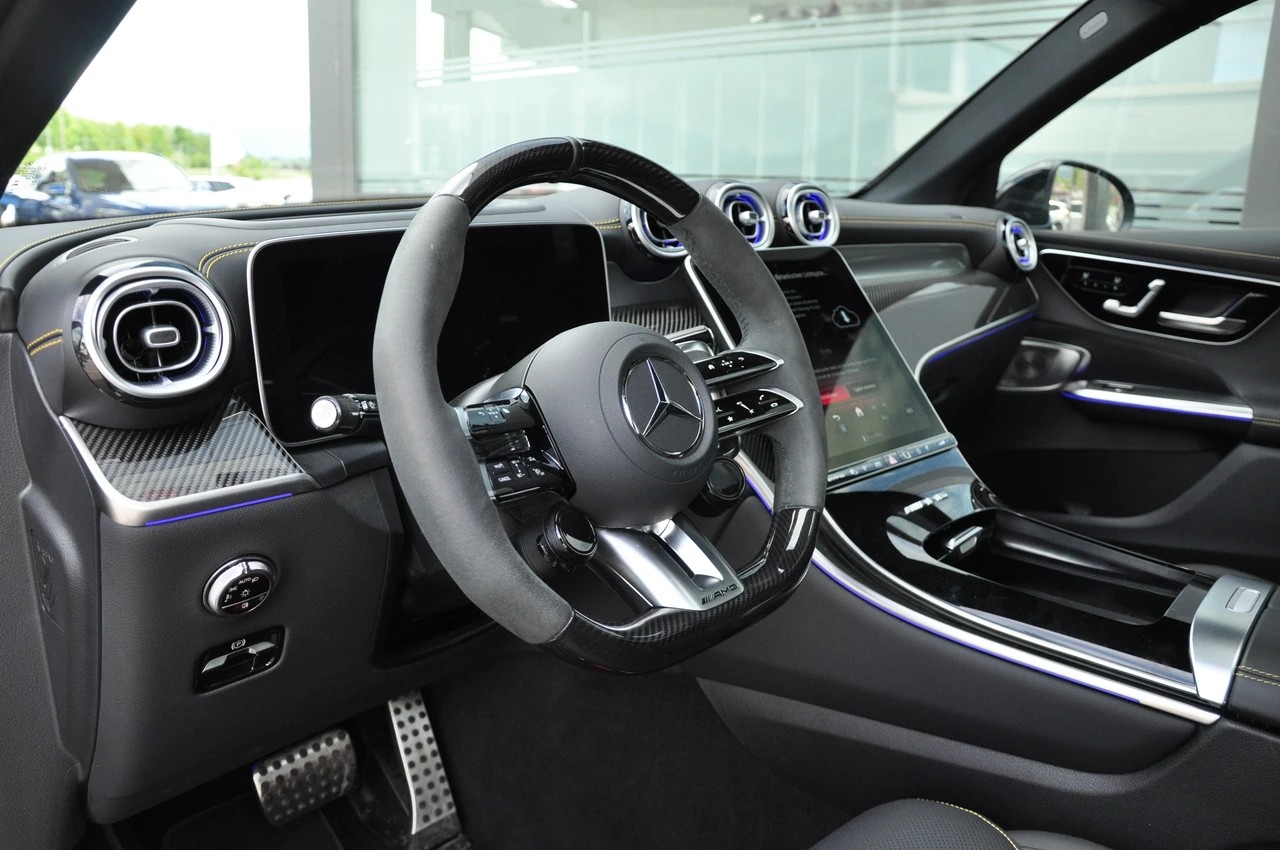 MERCEDES-BENZ GLC AMG 63 S e Performance Executive Edition 9G-Tronic-image-13