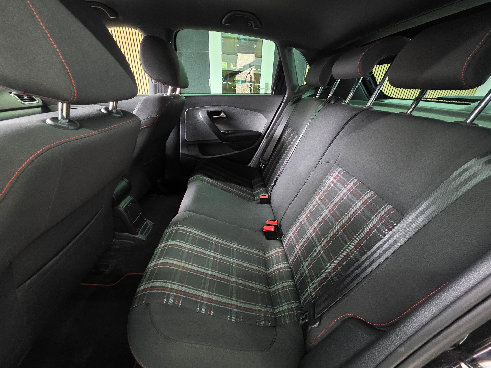 VW Polo 1.4 TSI GTI DSG-image-14