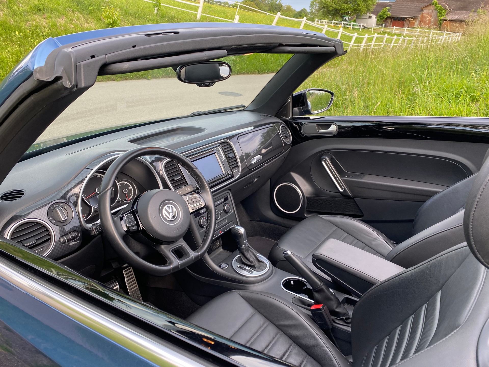 VW Cabrio 2.0 TSI BlueMT Sport DSG - 220PS-image-2