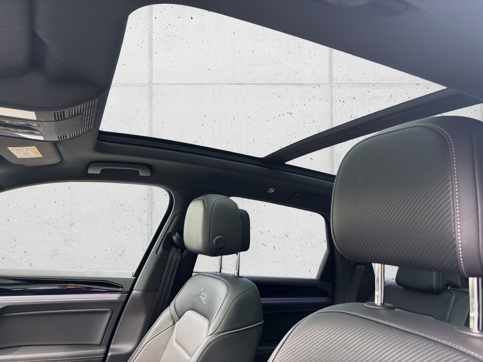 VW Touareg 3.0 TDI R Line Tiptronic mit AHK, Panorama-Ausstell-/Schiebedach, Standheizung & Winterräder-image-26