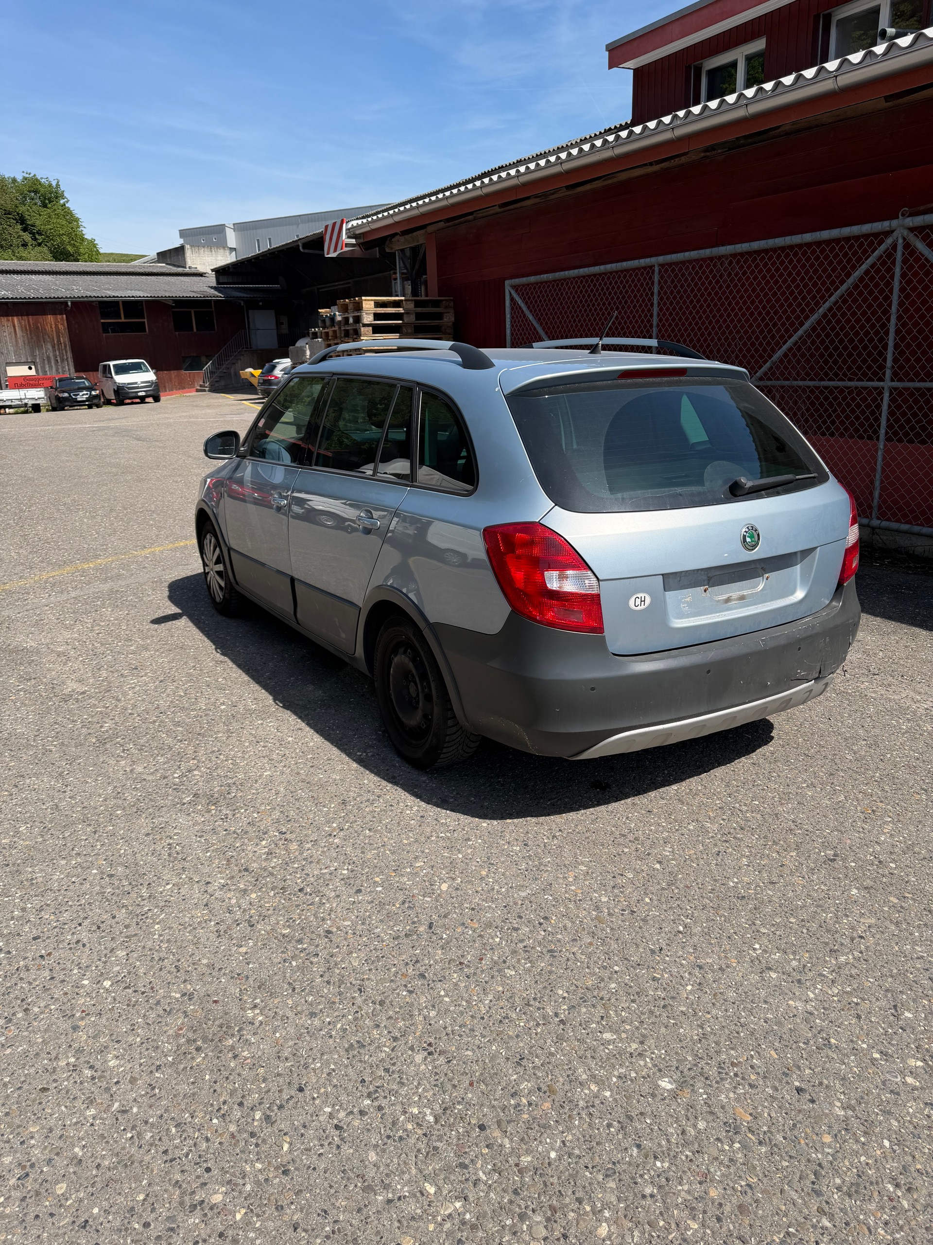 SKODA Fabia 1.2 TSI Classic-image-3