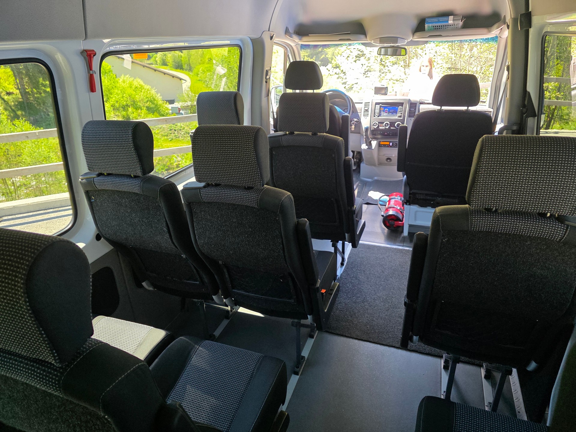 MERCEDES-BENZ Sprinter 516 CDI-image-9