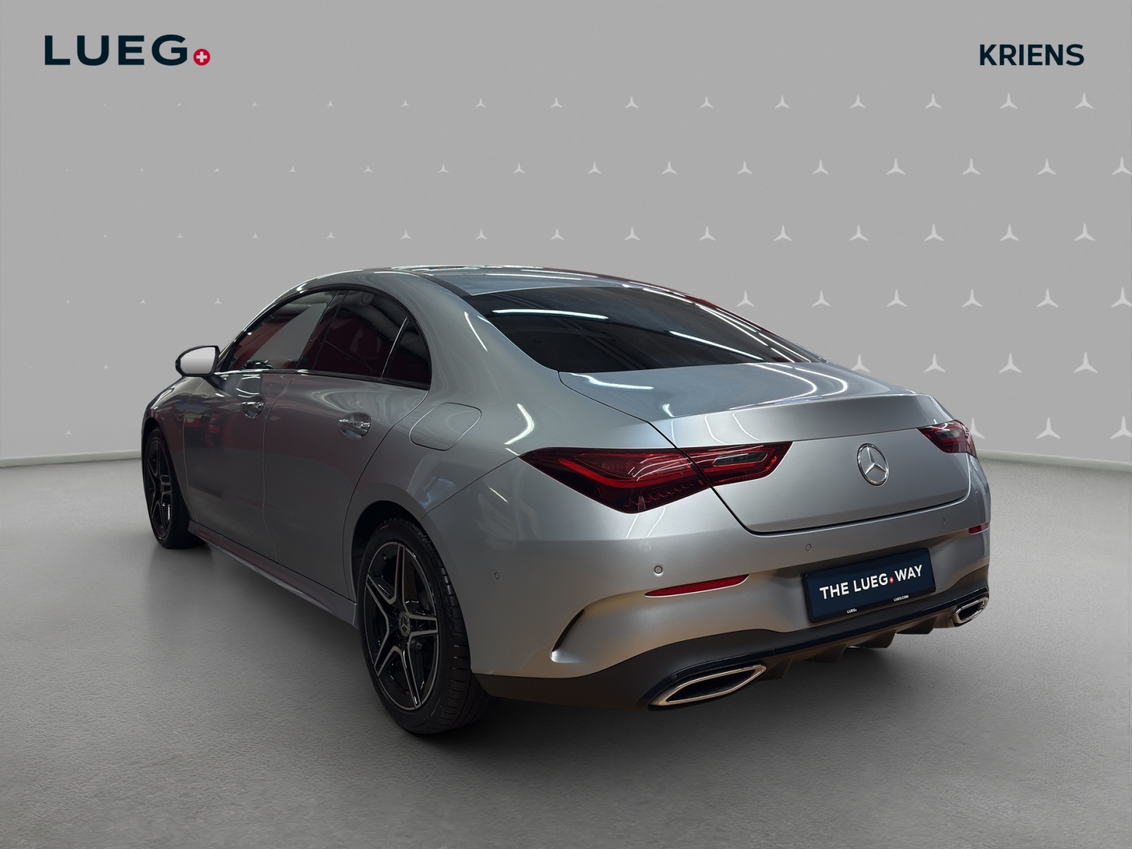 MERCEDES-BENZ CLA 200 - AMG / 360 Grad Kamera / Panorama-Dach / Soundsystem / Ambiente-Licht-image-2