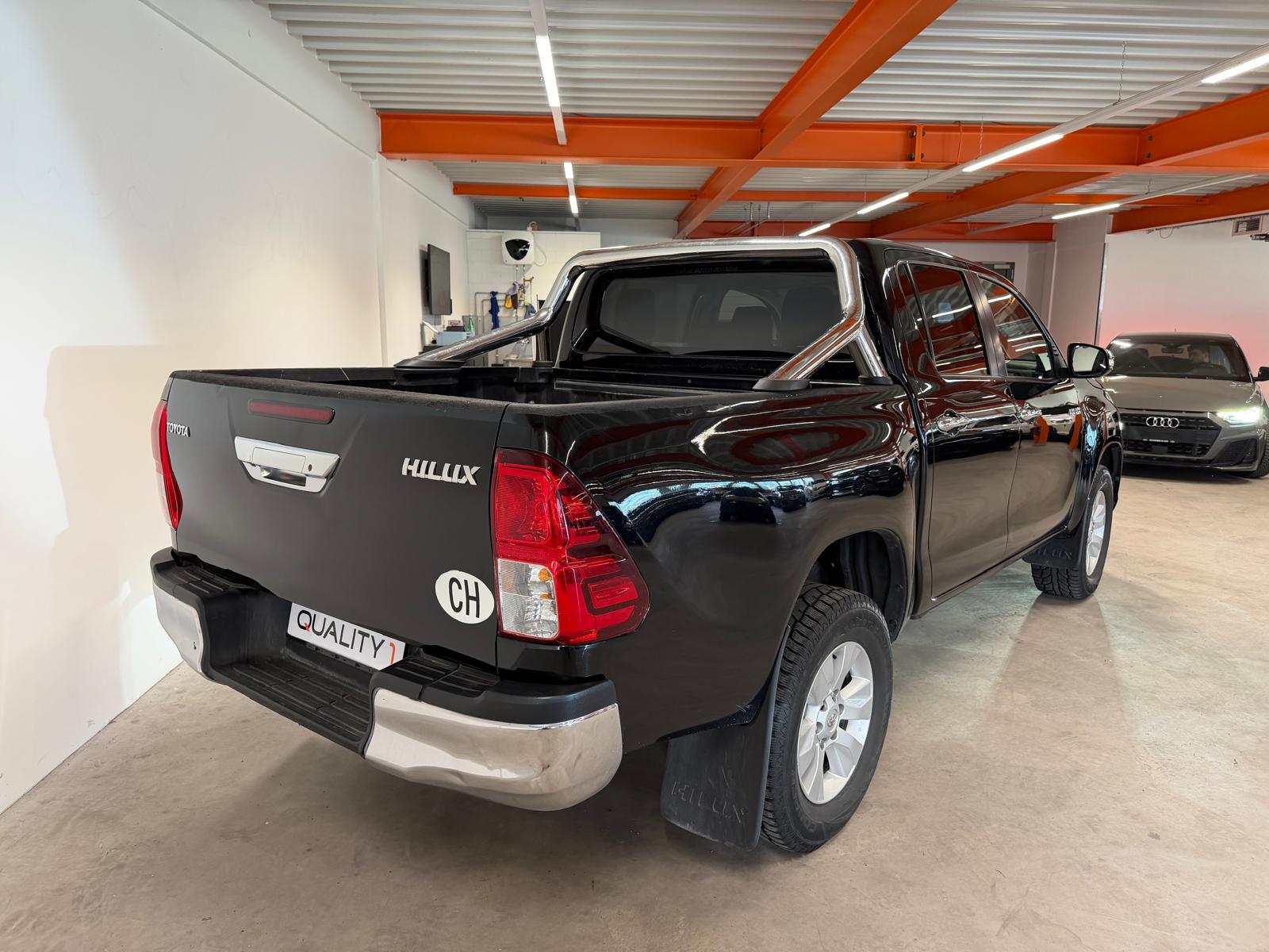 TOYOTA Hilux 2.4D-4D Sol DoubleCab 4x4 A-image-7