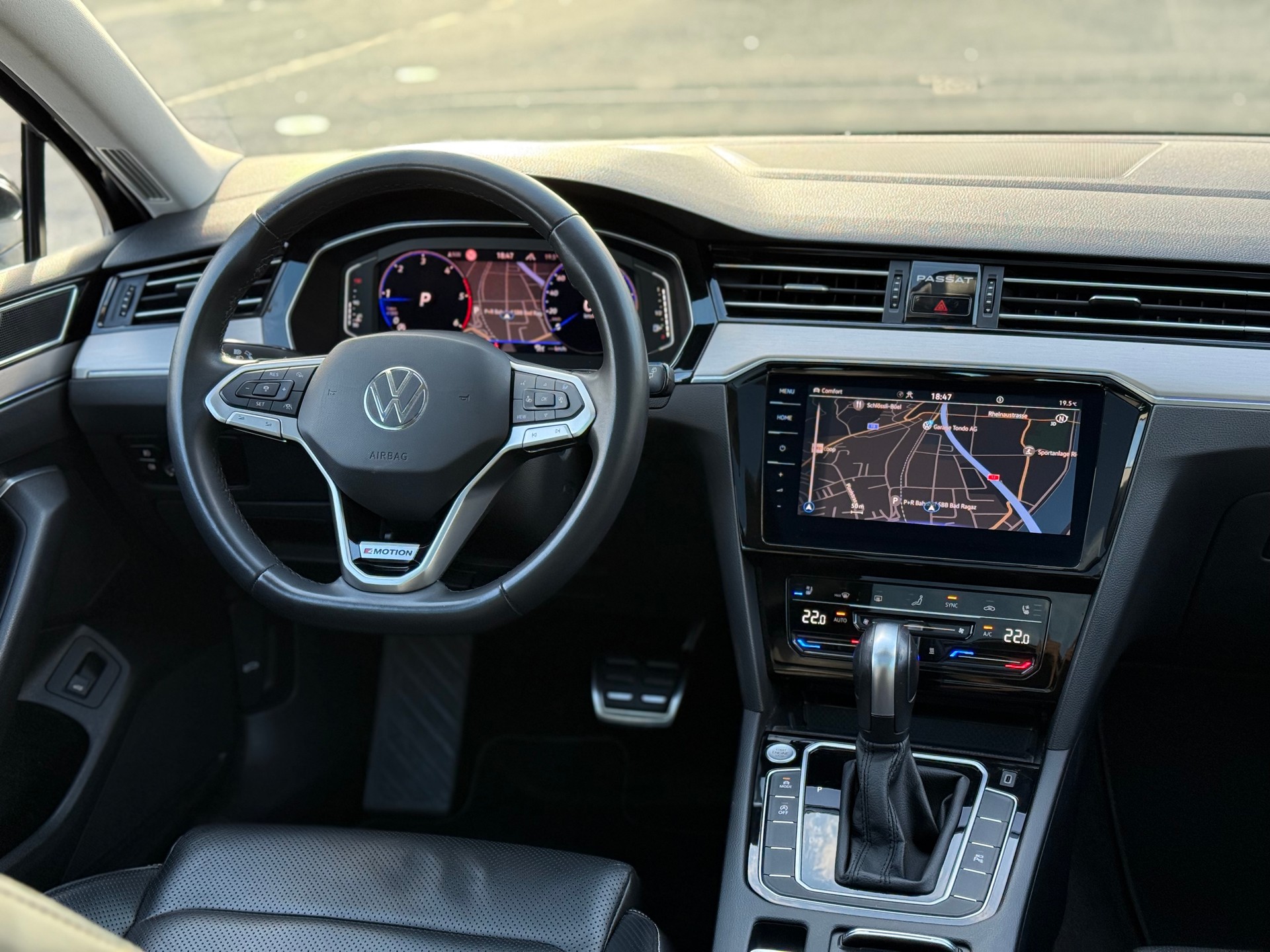 VW Passat Variant 2.0 TDI 200 Elegance DSG 4m *Traumausstattung*-image-15