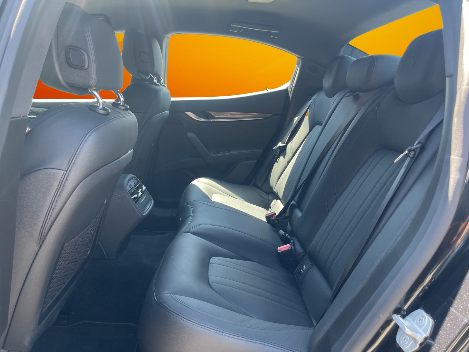 MASERATI Ghibli 2.0 Hybrid GT Automatica *** Full Black ***-image-11