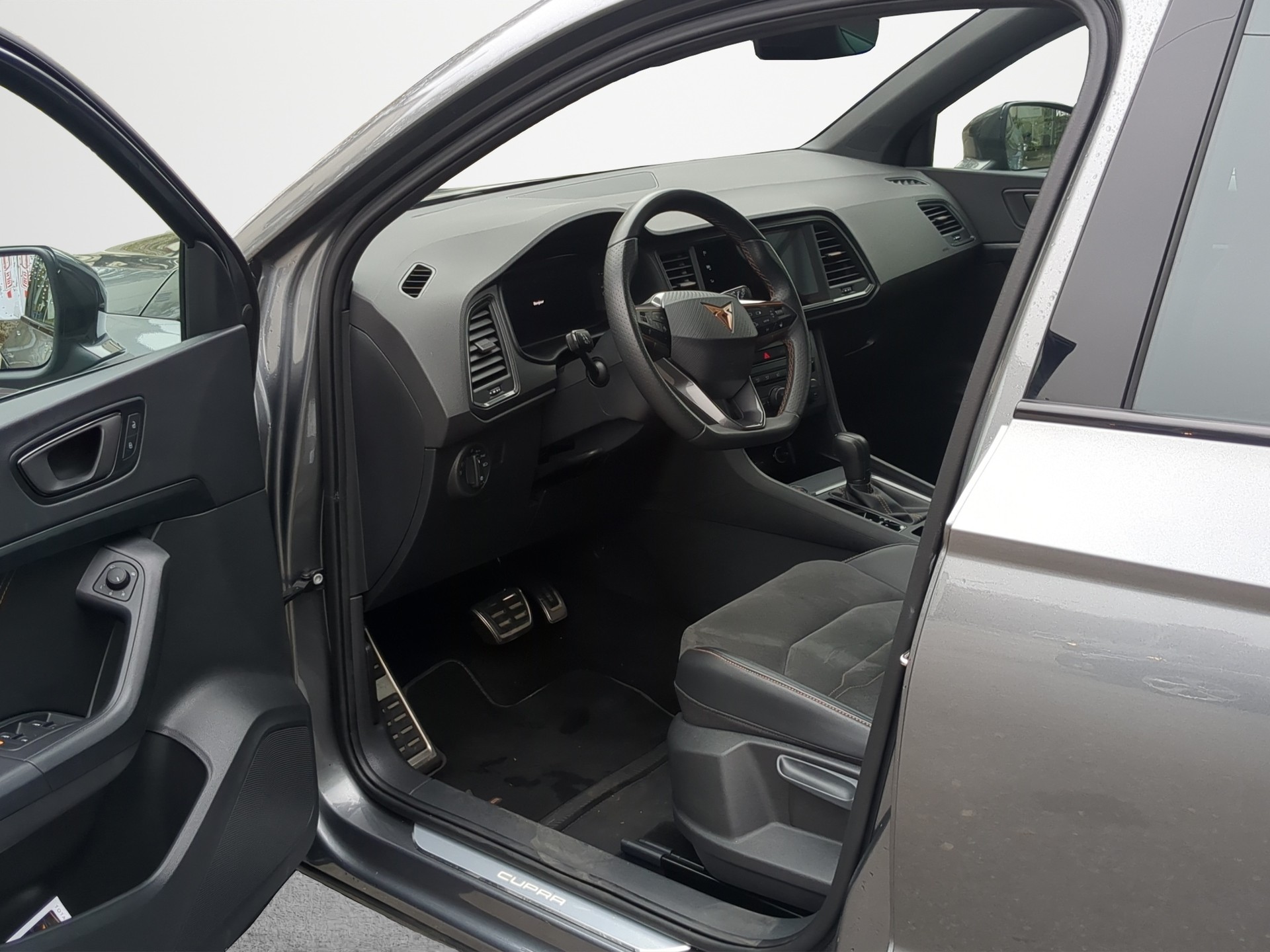 CUPRA Ateca 2.0TSI 4Drive DSG-image-3
