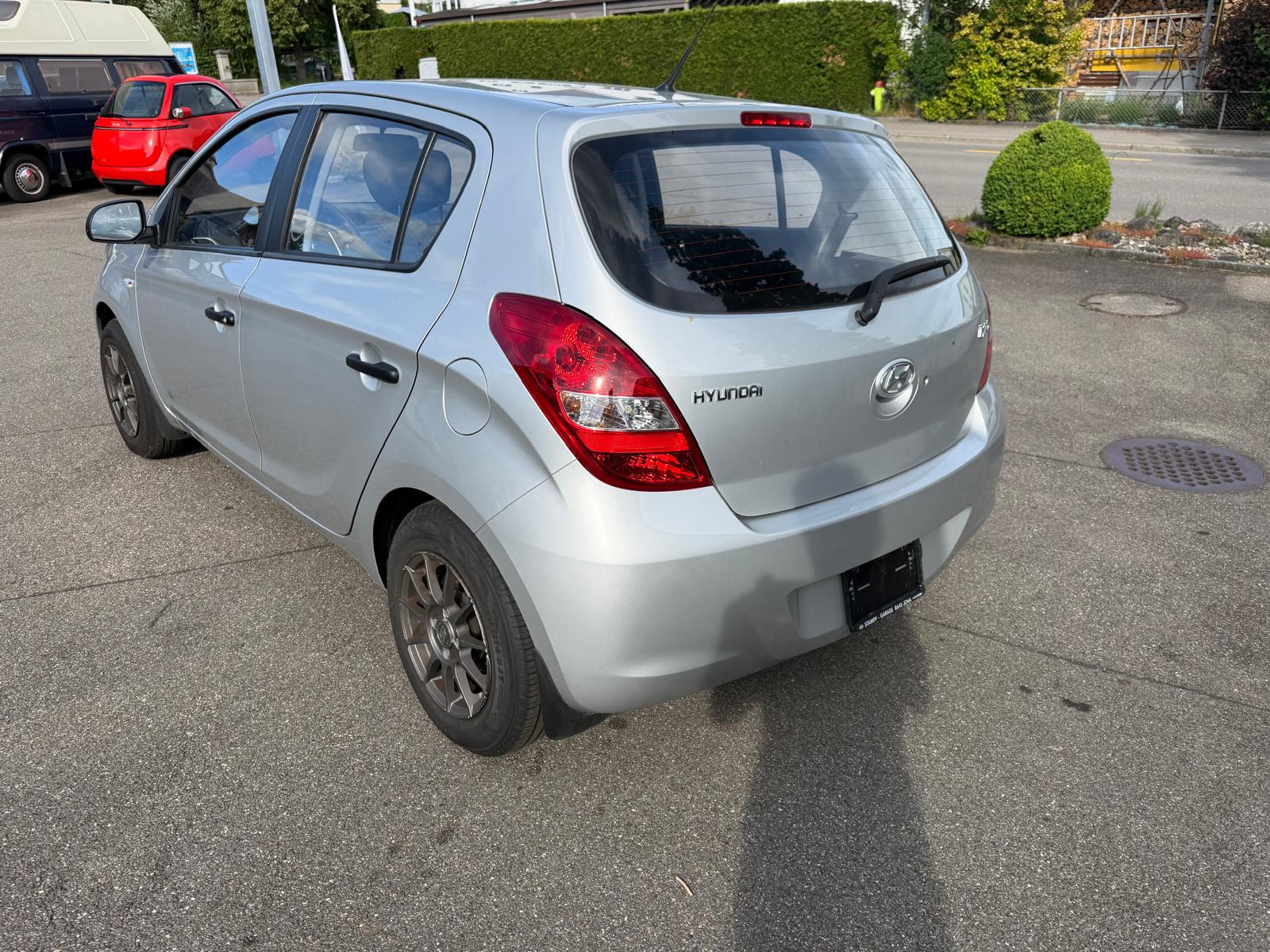 HYUNDAI i20 1.2 Comfort-image-4