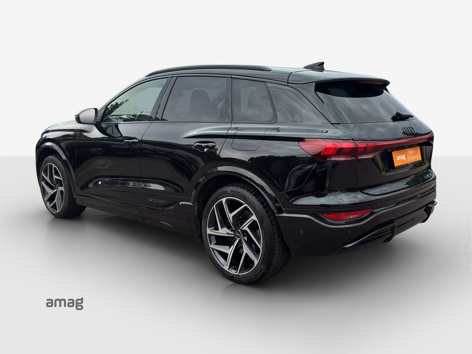 AUDI SQ6 e-tron quattro-showroom-element-2