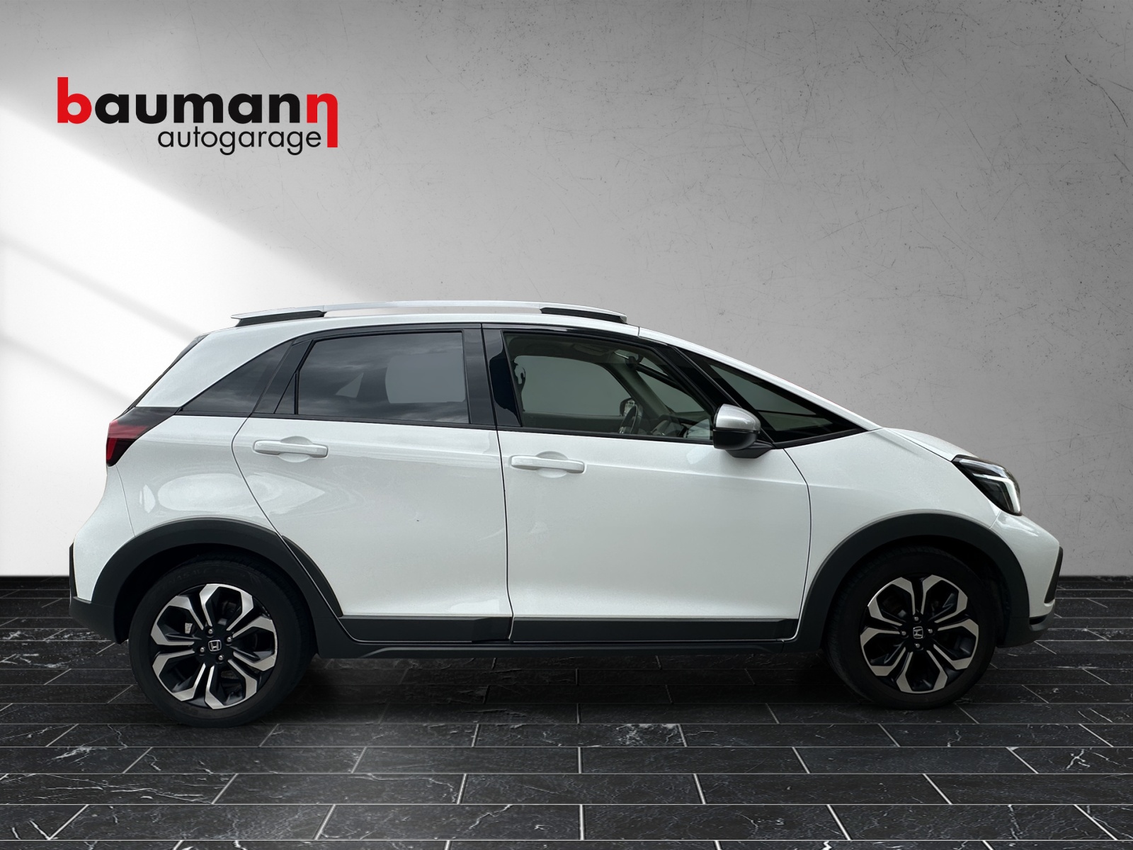HONDA Jazz 1.5i-MMD Crosstar Executive E-CVT-image-4