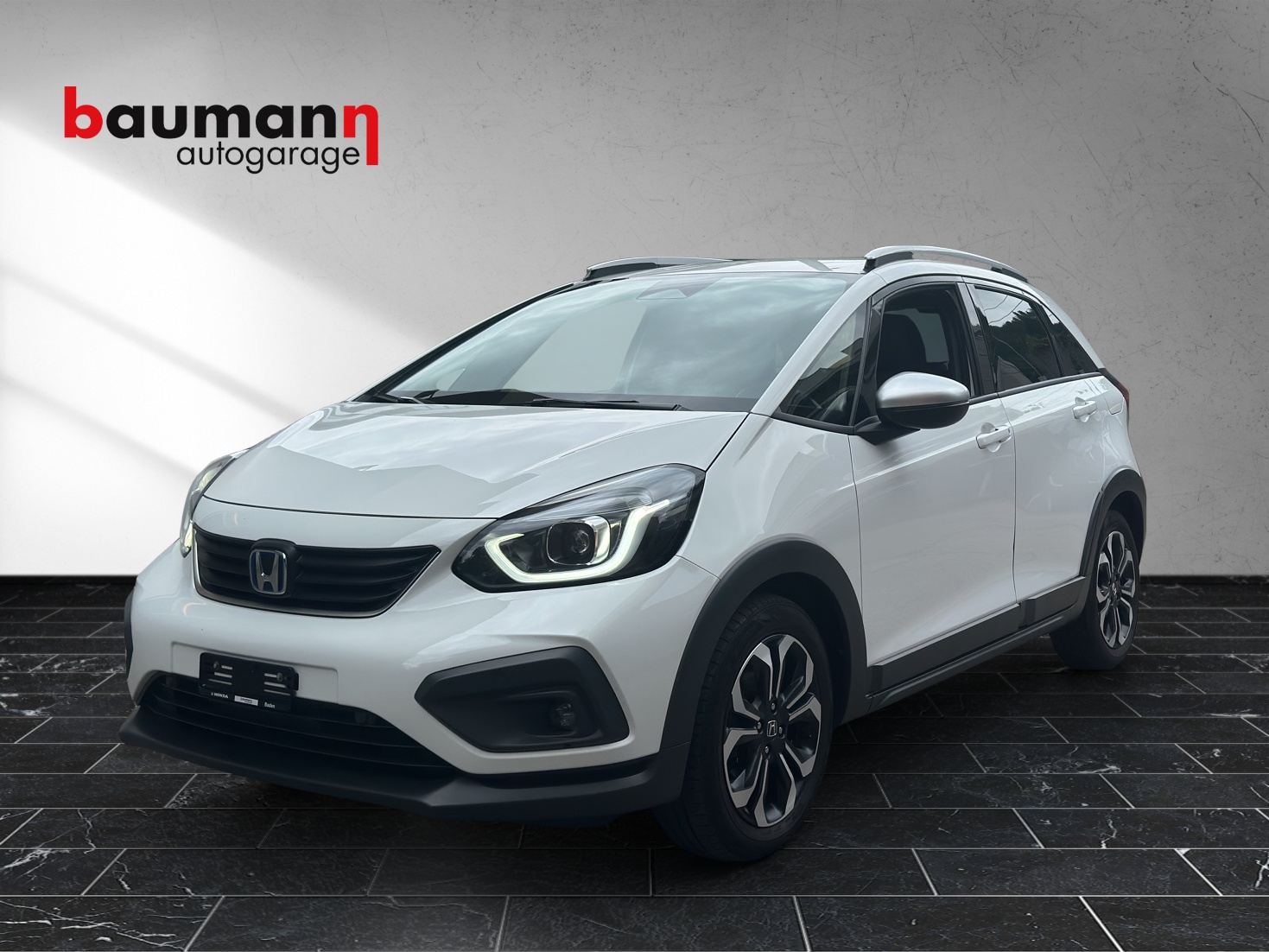HONDA Jazz 1.5i-MMD Crosstar Executive E-CVT-image-0
