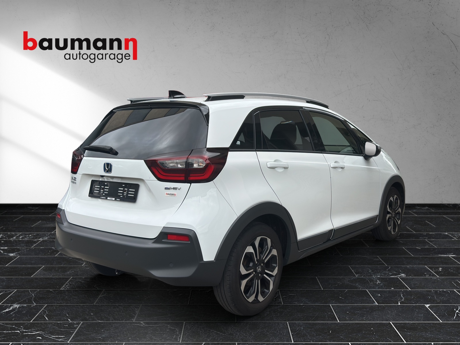 HONDA Jazz 1.5i-MMD Crosstar Executive E-CVT-image-2